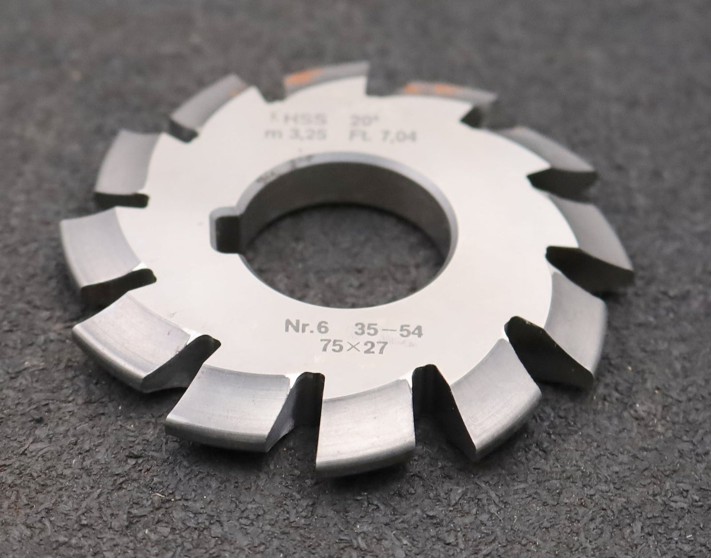 Bild des Artikels DOLD-Zahnformfräser-m=-3,25mm-No.-6-für-Z=-35-54-EGW-20°-LKN-gear-profile-cutter