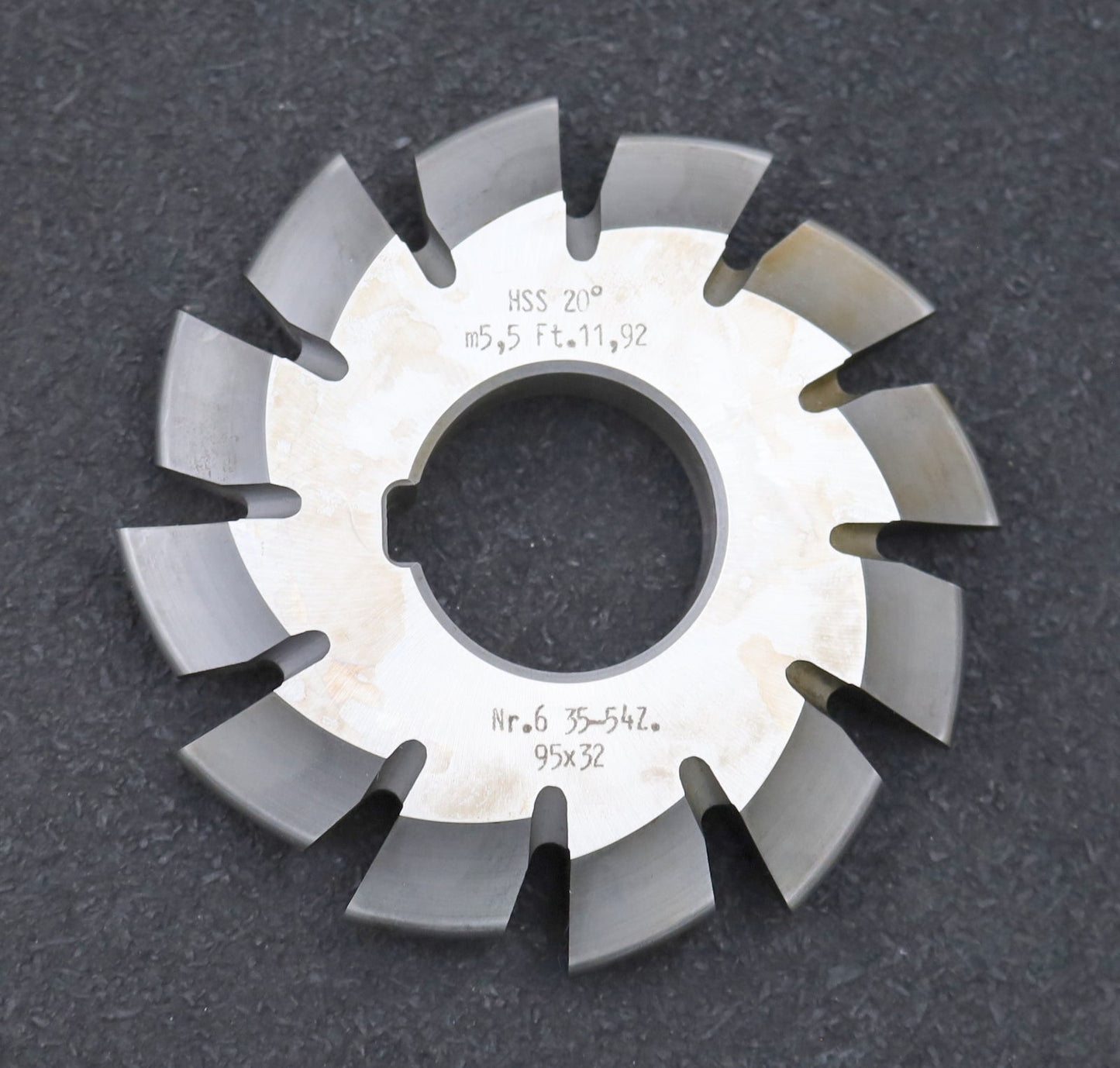 Bild des Artikels DOLD-Zahnformfräser-m=-5,5mm-No.-6-für-Z=-35-54-EGW-20°-gear-profile-cutter