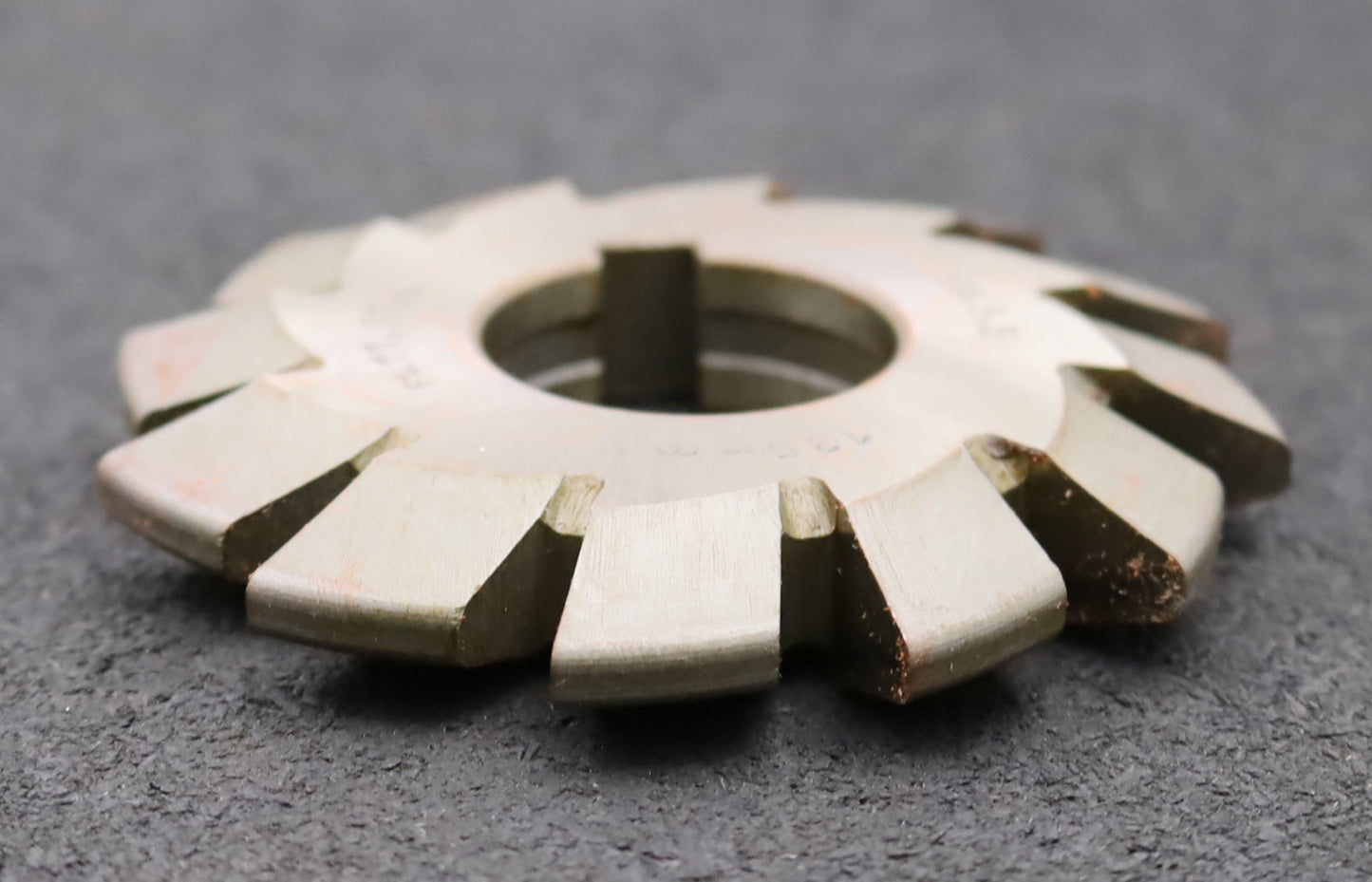 Bild des Artikels DOLD-Zahnformfräser-m=-5,5mm-No.-8-für-Z=-135-00-EGW-20°-Ø95x32mm-LKN