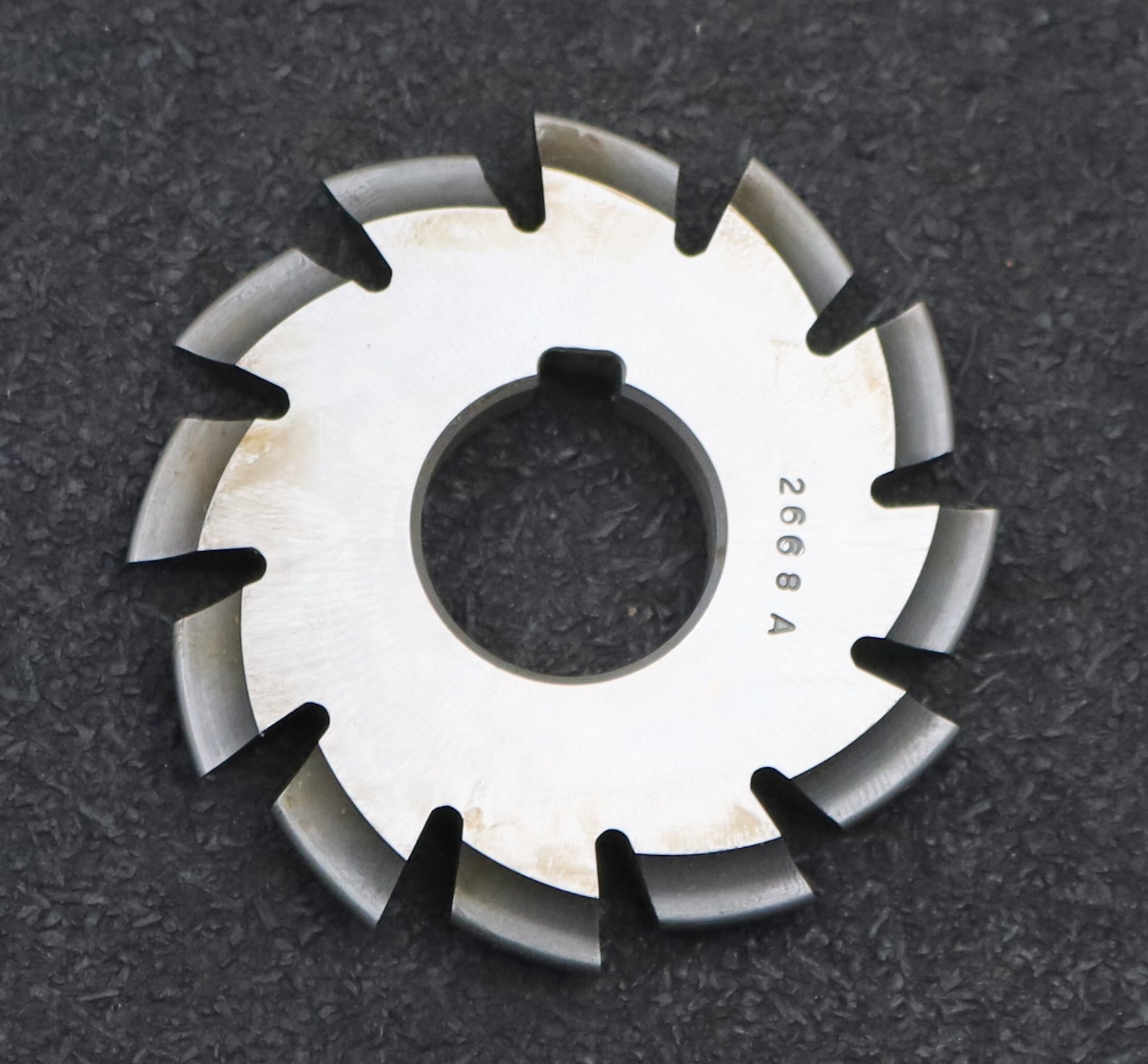 Bild des Artikels DOLD-Zahnformfräser-D.P.=-10-No.-8-für-Z=-12-13-EGW-20°-Ø65x22mm-mit-LKN
