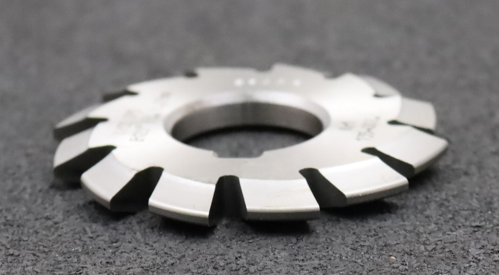 Bild des Artikels DOLD-Zahnformfräser-D.P.=-9-No.-1-für-Z=-135-00-EGW-20°-gear-profile-cutter