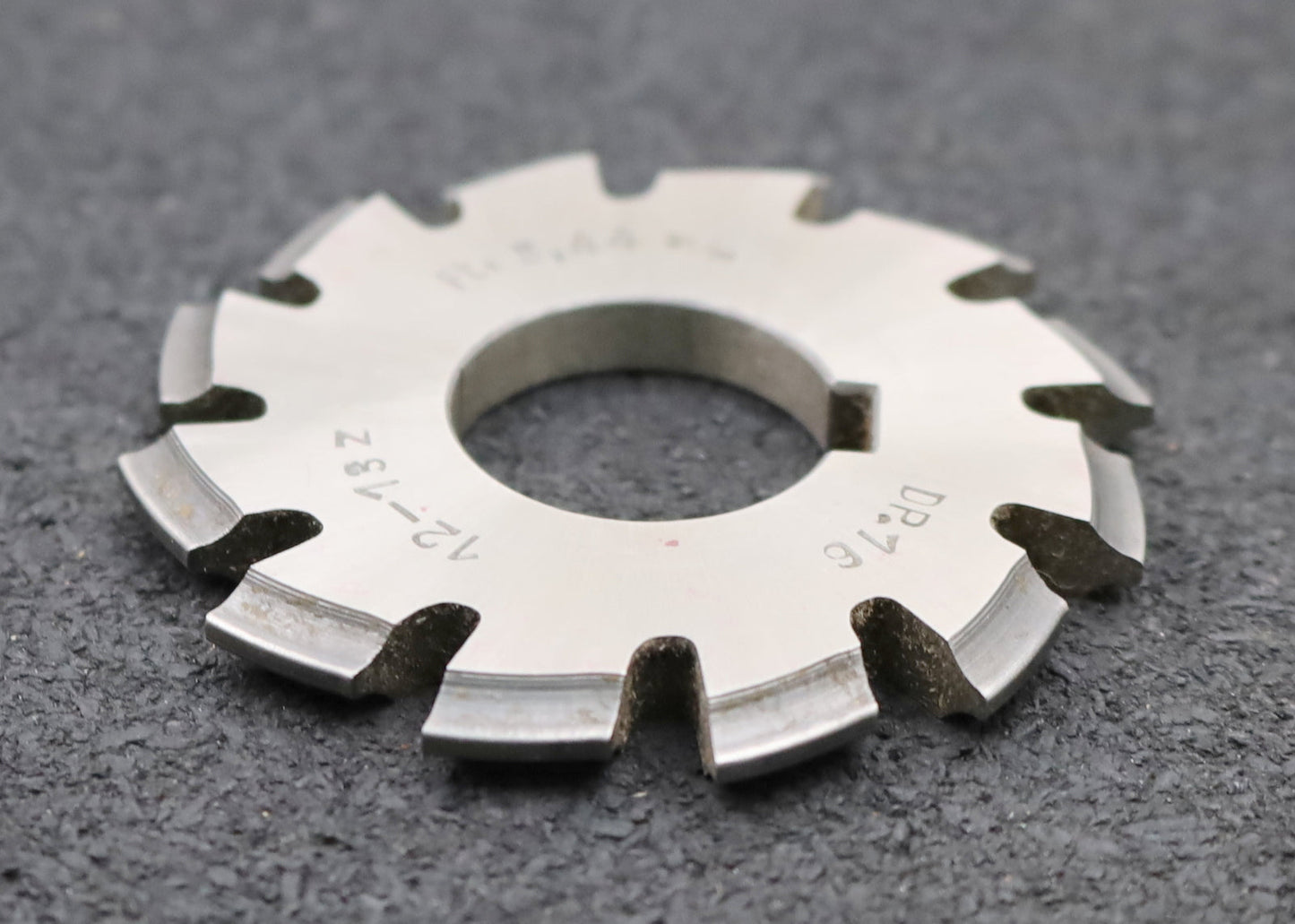 Bild des Artikels DOLD-Zahnformfräser-D.P.=-16-No.-8-für-Z=-12-13-EGW-20°-gear-profile-cutter