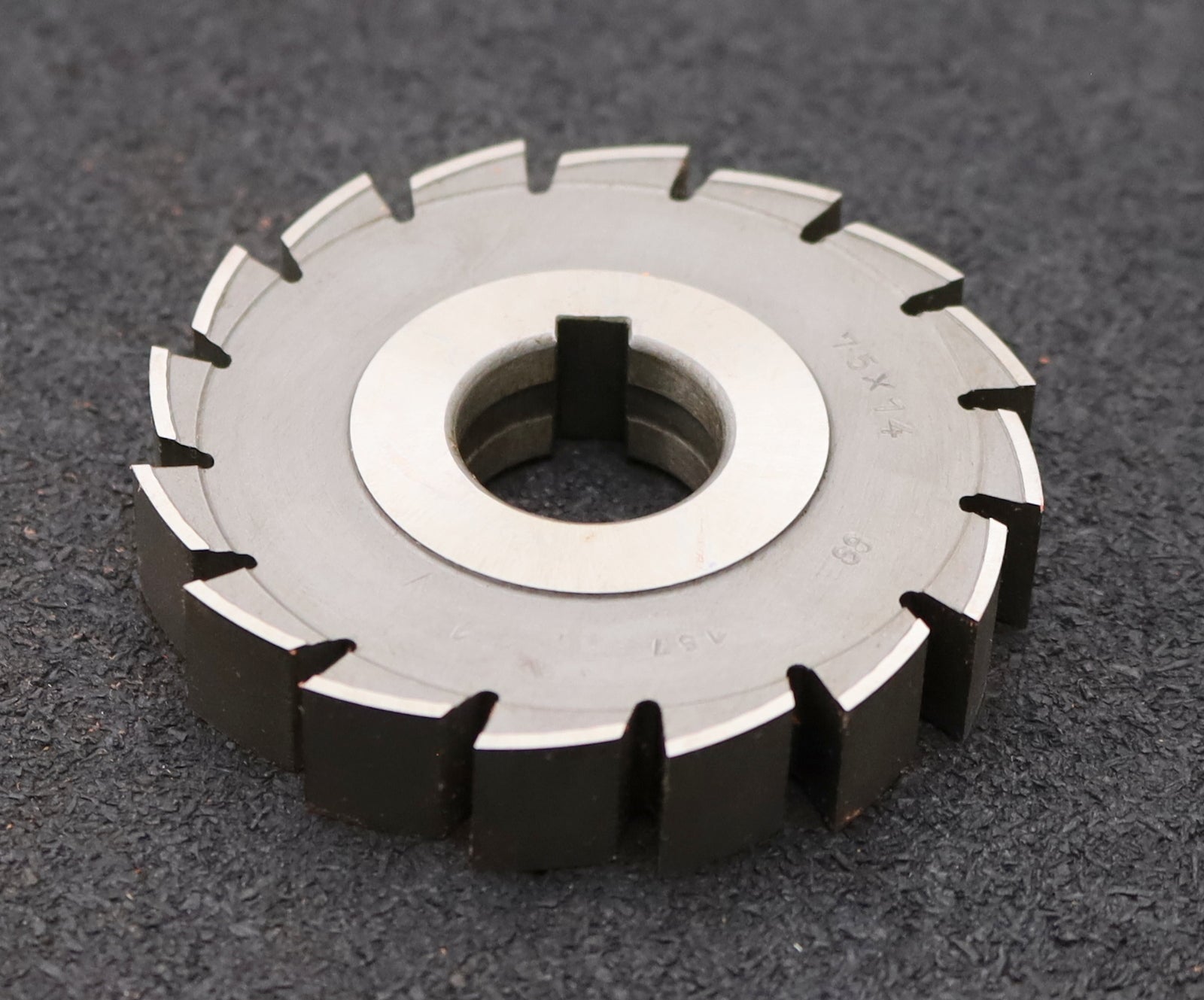 Bild des Artikels DOLD-Nutenfräser-slot-cutter-Nutbreite-14mm-16-Spannuten-Ø75x14x22mm-mit-LKN