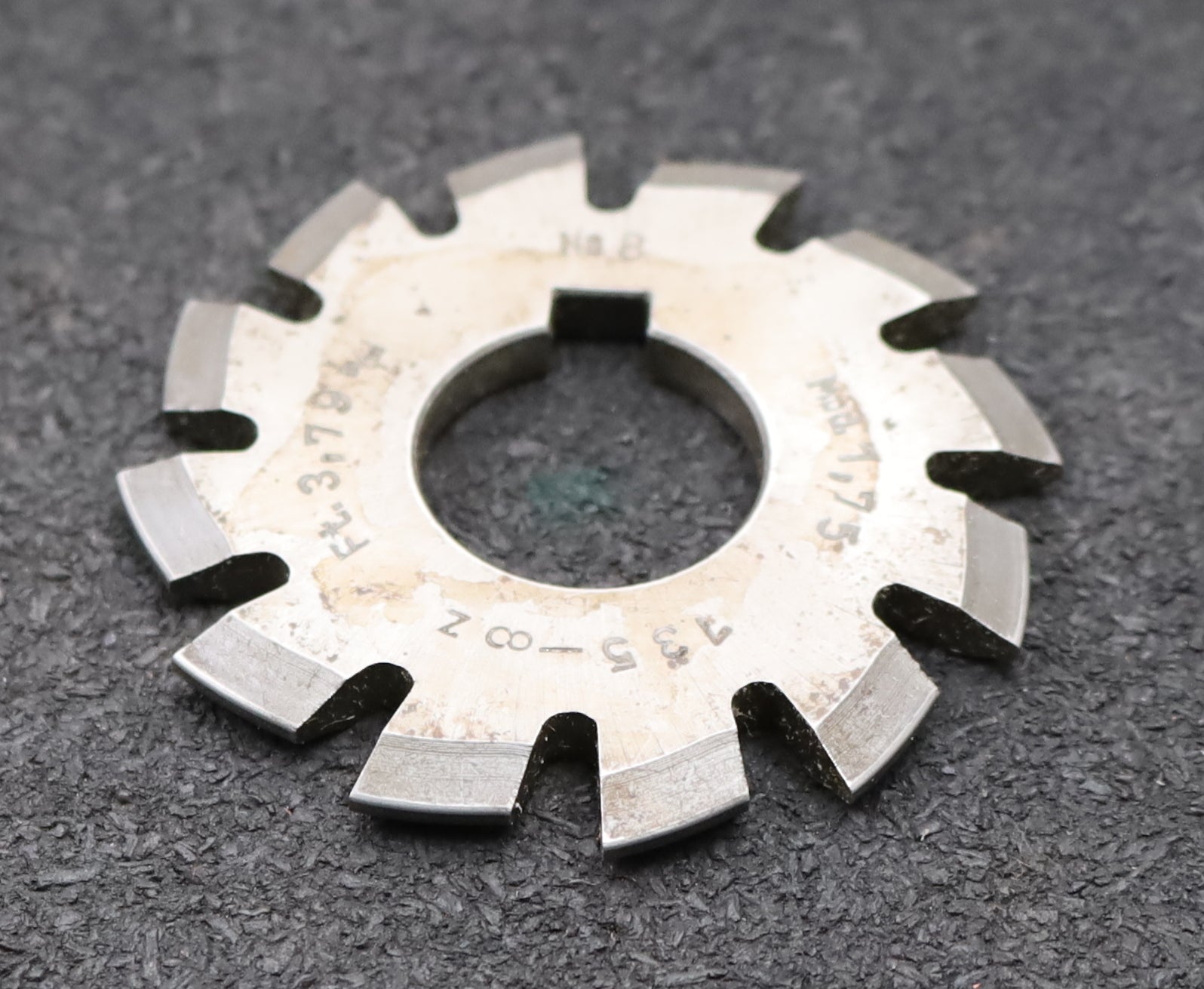 Bild des Artikels DOLD-Zahnformfräser-m=-1,75mm-No.-8-Z=-135-00-EGW-20°- Ø60x22mm-LKN-12-Spannuten