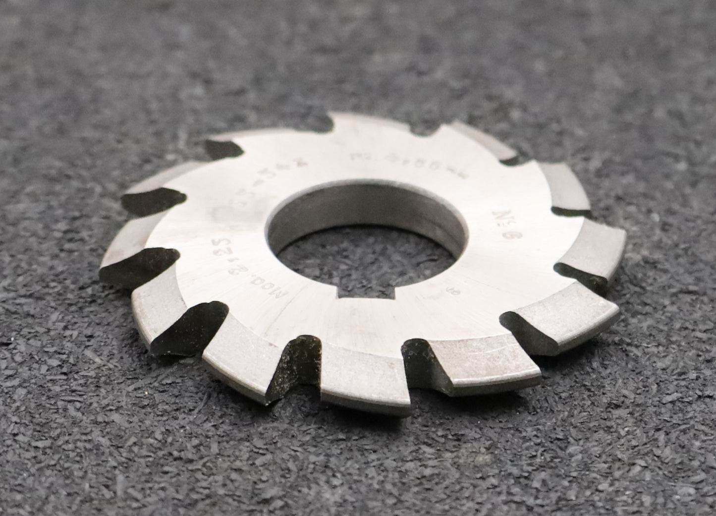 Bild des Artikels DOLD-Zahnformfräser-m=-2,25mm-No.-6-Z=-35-54-EGW-20°- Ø60x22mm-mit-LKN-