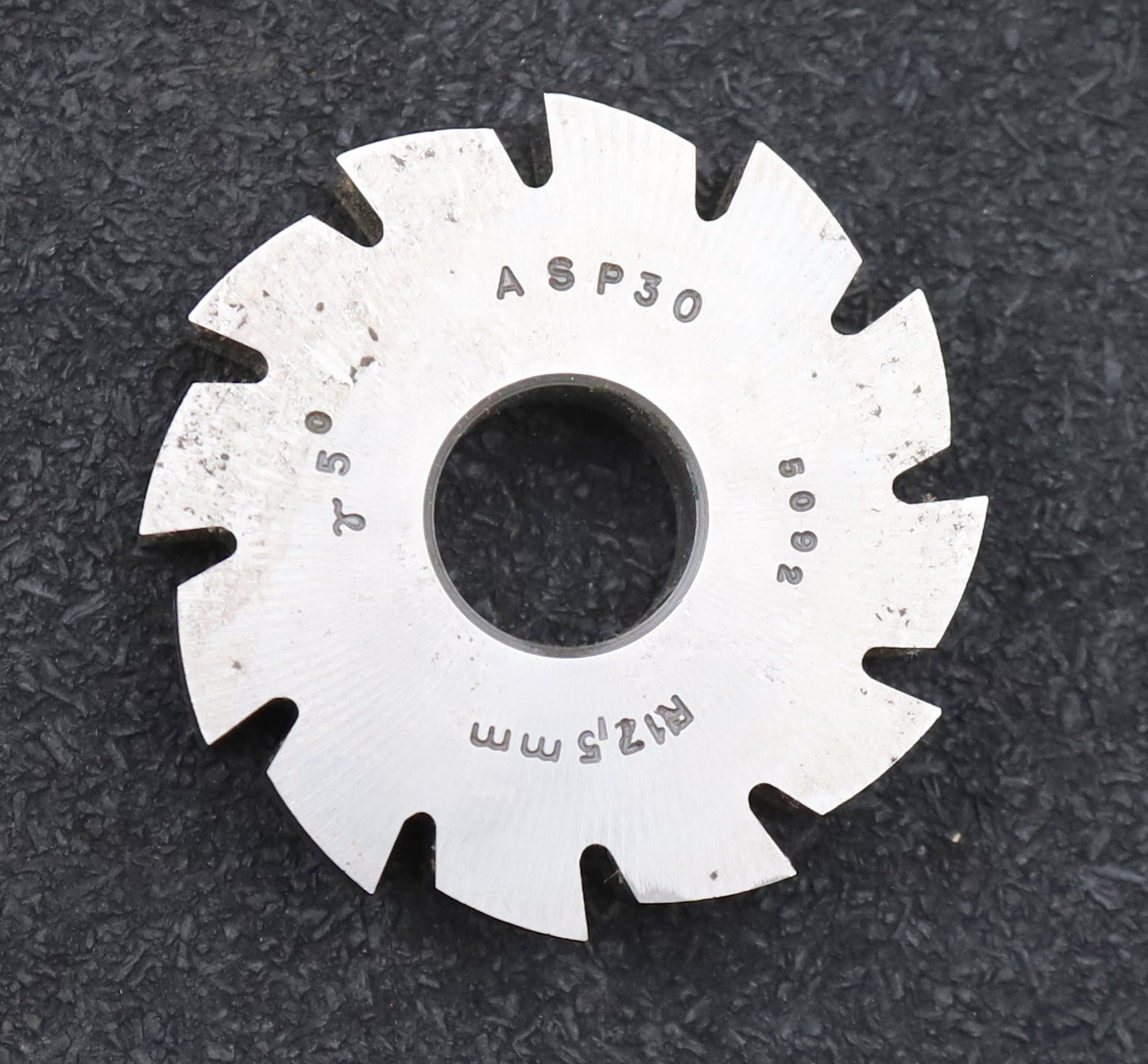 Bild des Artikels DOLD-Formfräser-konkav-Radiusfräser-Radius-12,5mm- Ø51,5x12x Ø16mm-12-Spannuten