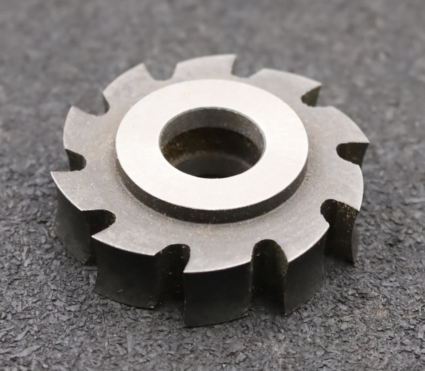 Bild des Artikels DOLD-Formfräser-konkav-Radiusfräser-Radius-17,5mm- Ø50x15x Ø16mm-10-Spannuten