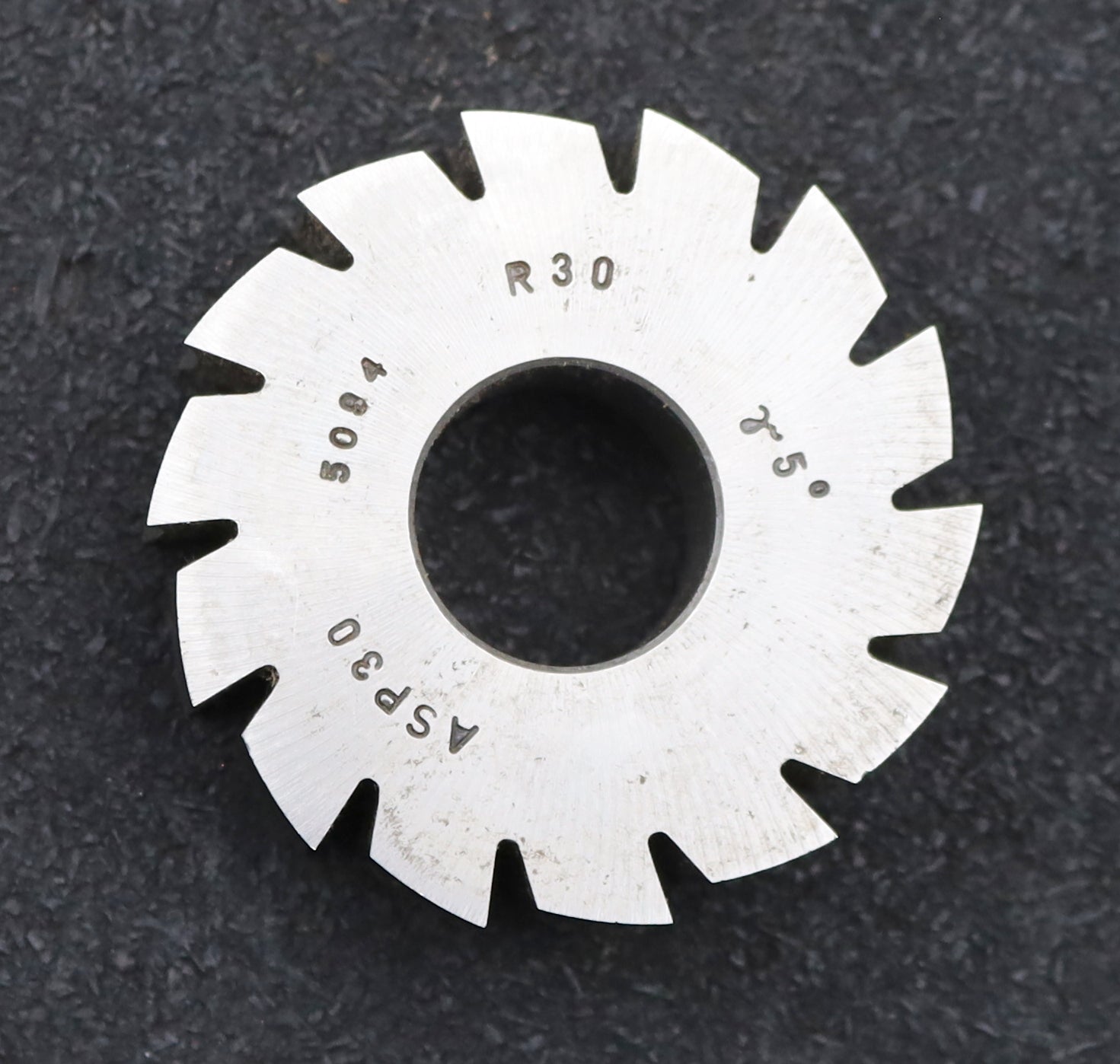 Bild des Artikels DOLD-Formfräser-konkav-Radiusfräser-Radius-30,0mm- Ø60,5x18x Ø22mm-14-Spannuten