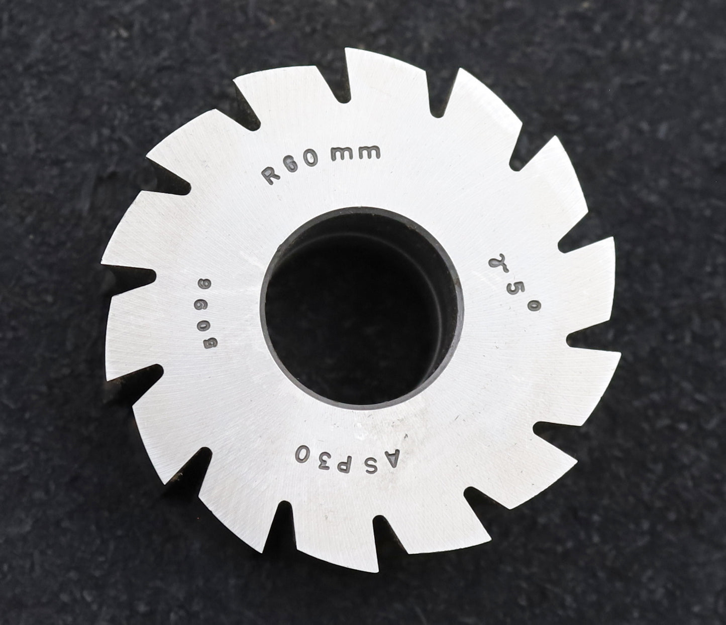 Bild des Artikels DOLD-Formfräser-konkav-Radiusfräser-Radius-60,0mm- Ø60x30x Ø22mm-14-Spannuten