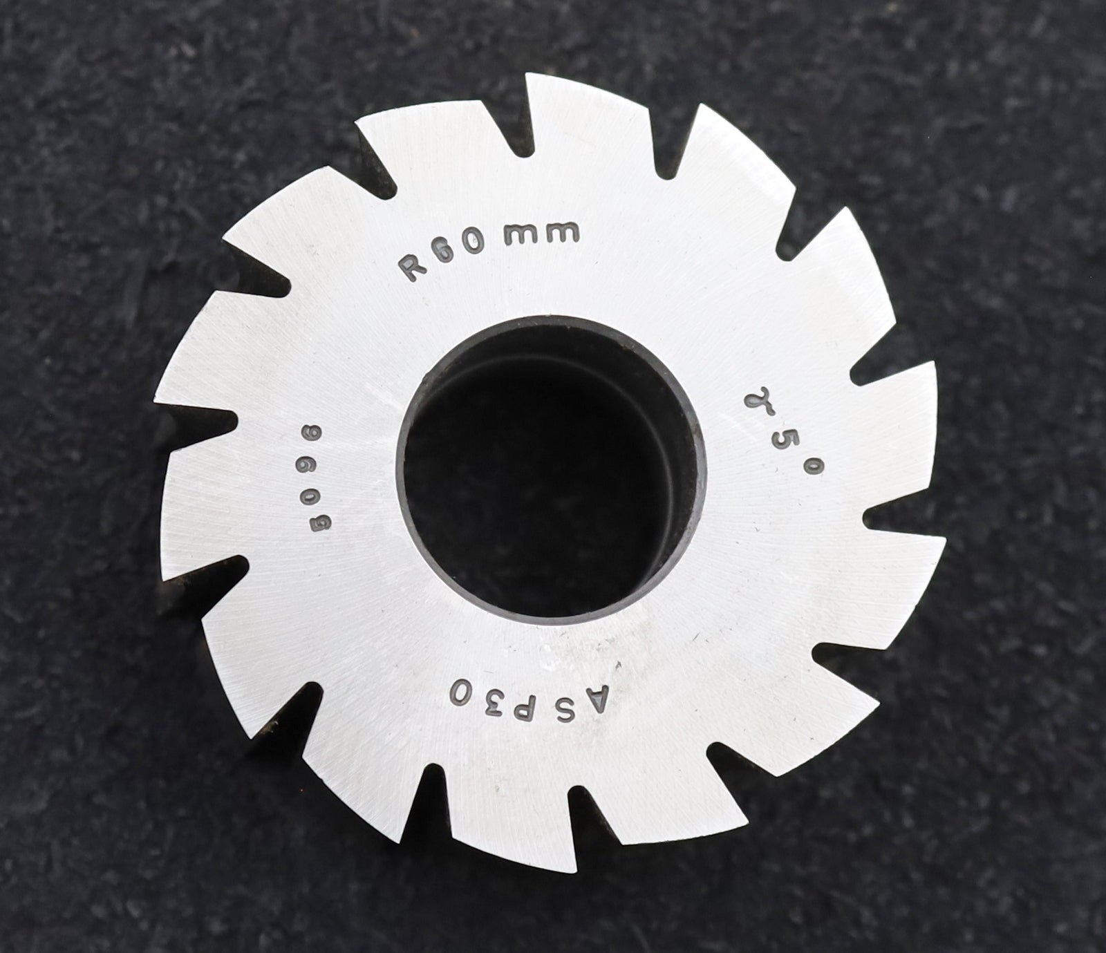 Bild des Artikels DOLD-Formfräser-konkav-Radiusfräser-Radius-60,0mm- Ø60x30x Ø22mm-14-Spannuten