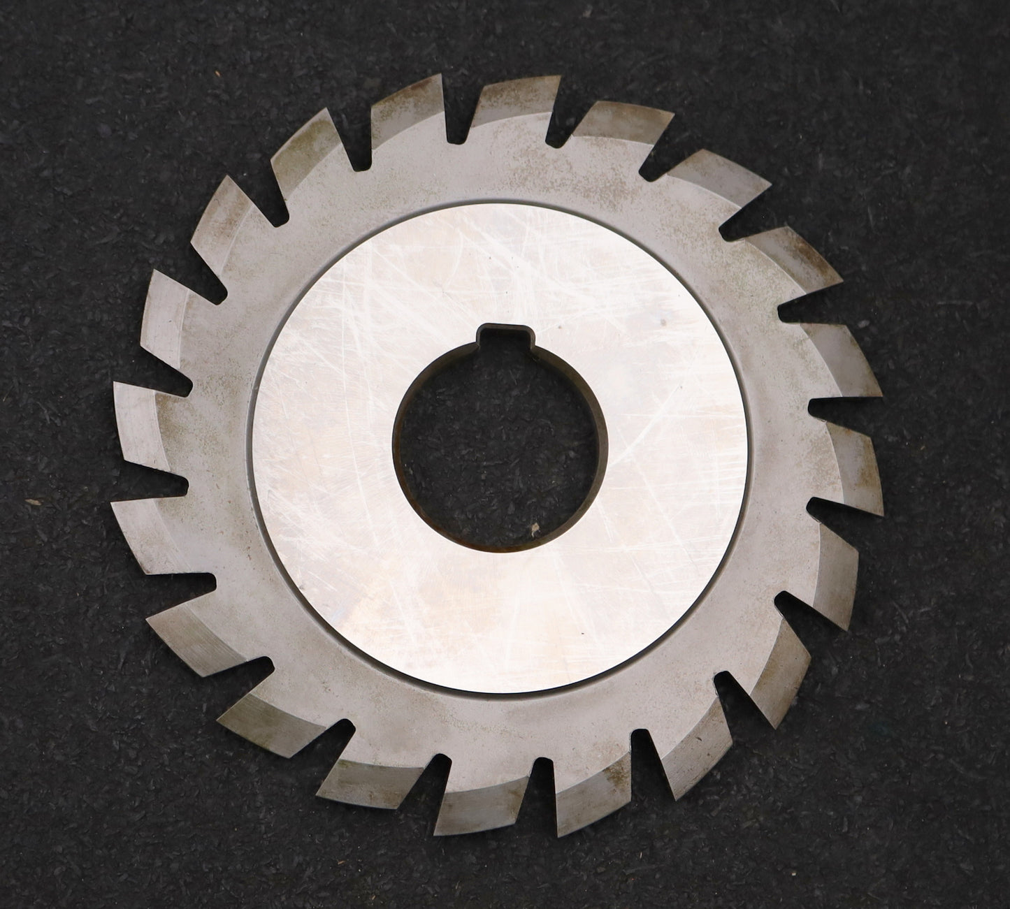 Bild des Artikels DOLD-Trapezgewindefräser-Teilung-7mm- Ø125x8x Ø32mm-H7-mit-LKN-21-Spannuten