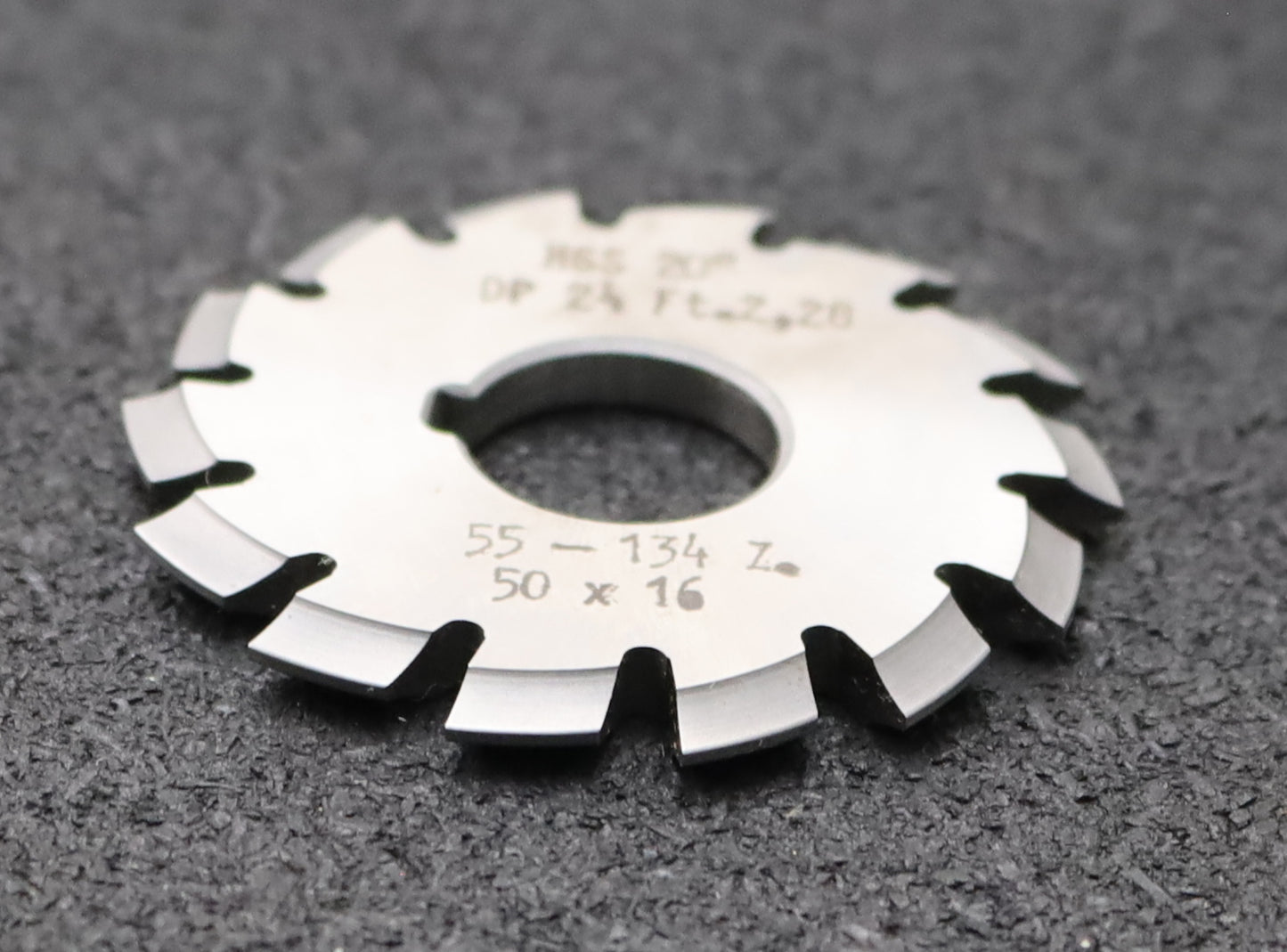 Bild des Artikels DOLD-Zahnformfräser-gear-profile-cutter-DP-24-No.-2--Z=-55-134-EGW-20° Ø50x16mm