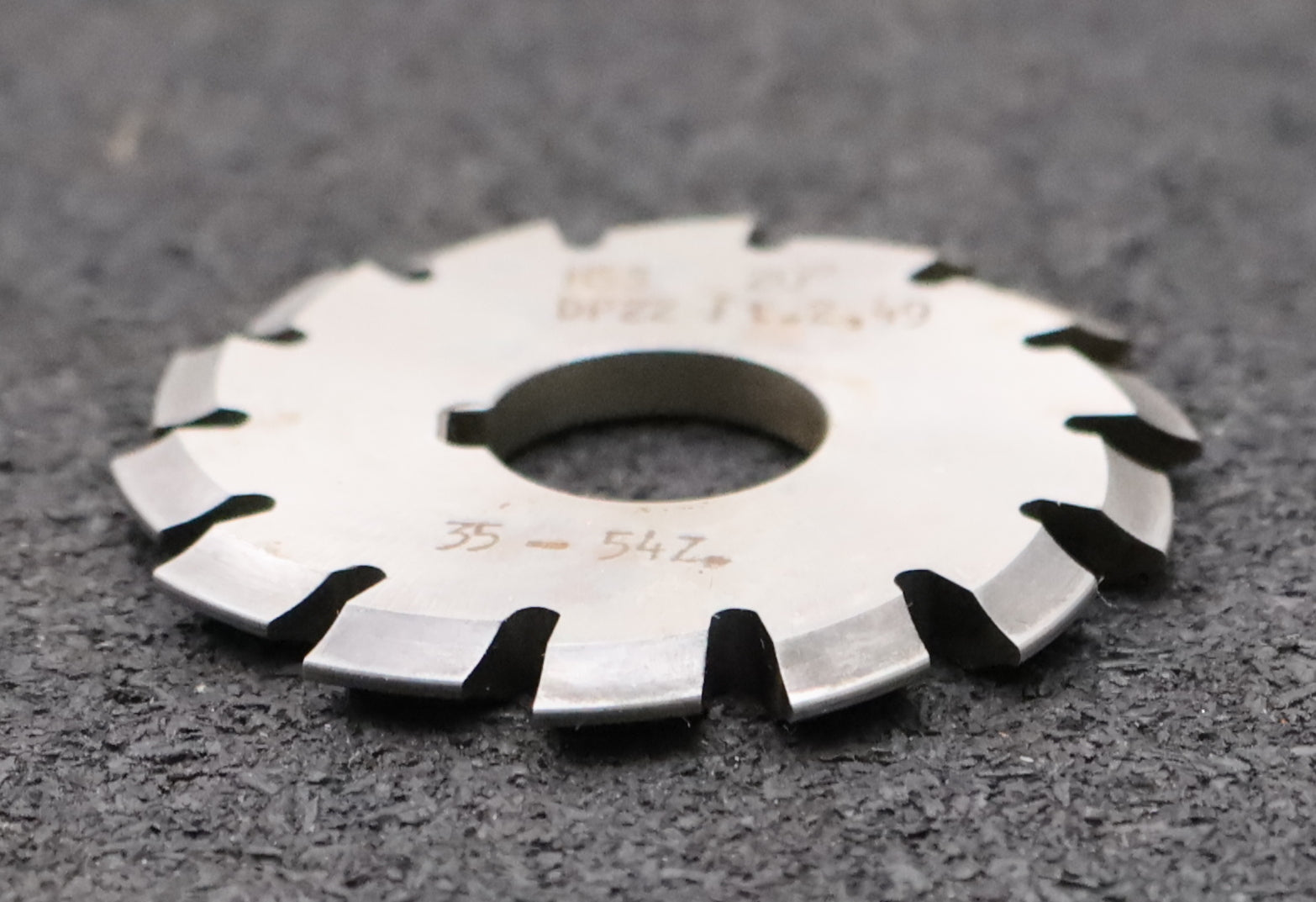 Bild des Artikels DOLD-Zahnformfräser-gear-profile-cutter-DP-22-No.-3--Z=-35-54-EGW-20° Ø50x16mm