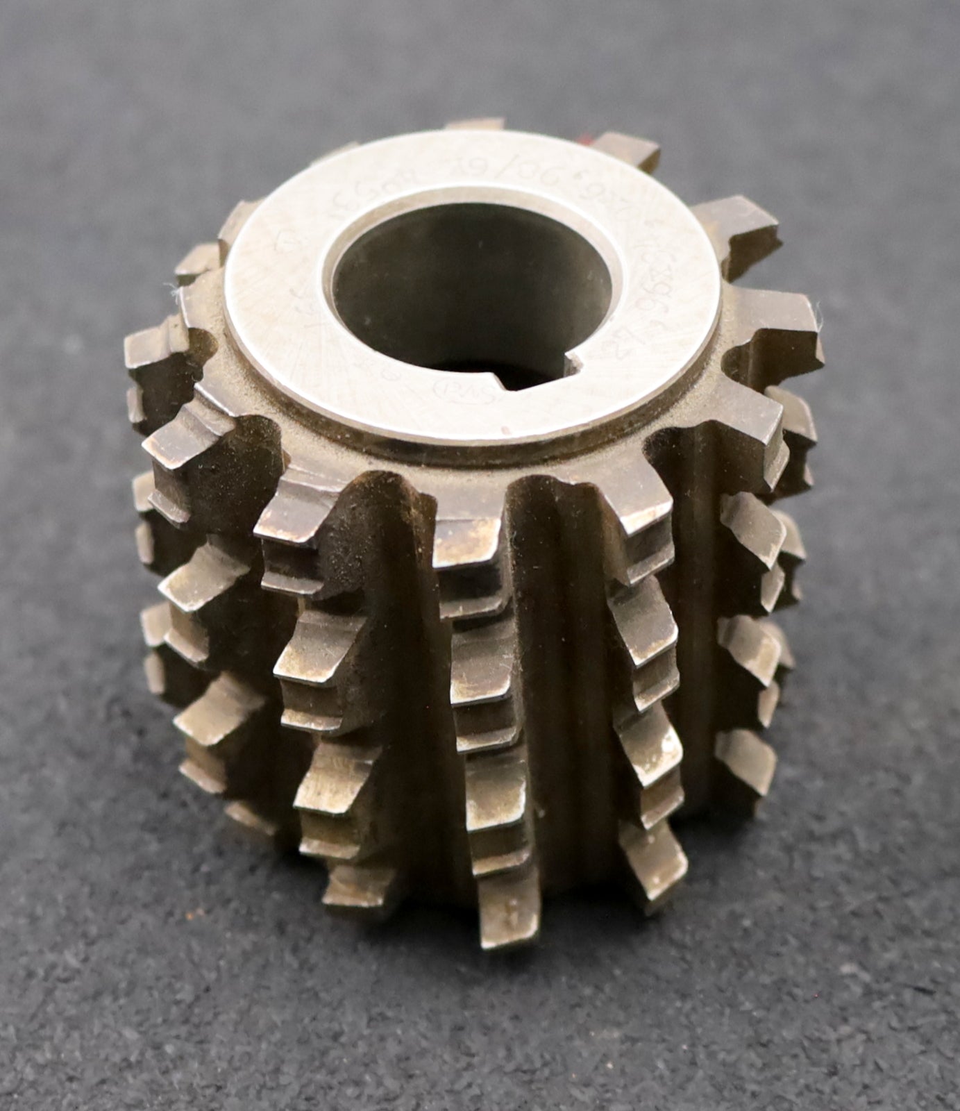 Bild des Artikels PWS-Keilwellen-Wälzfräser-spline-hob-6-Keile-27,96x34x6,98mm-mit-Höcker-1gg.-Re