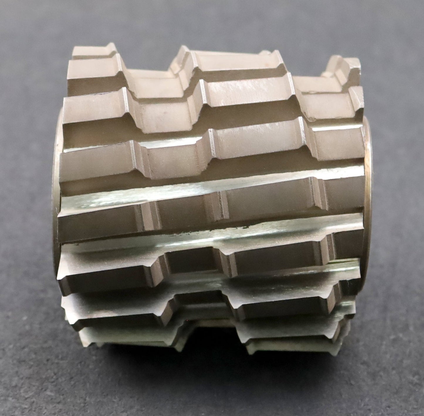 Bild des Artikels PWS-Keilwellen-Wälzfräser-6-Keile-98,4x109,5x20,4mm-mit-Höcker-Ø109x111xØ40mm