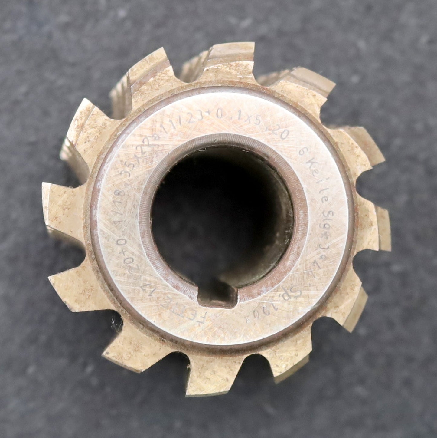 Bild des Artikels FETTE-Keilwellen-Wälzfräser-6-Keile-17,2x22x5,2mm-mit-Höcker-Ø57x47xØ22mm-LKN