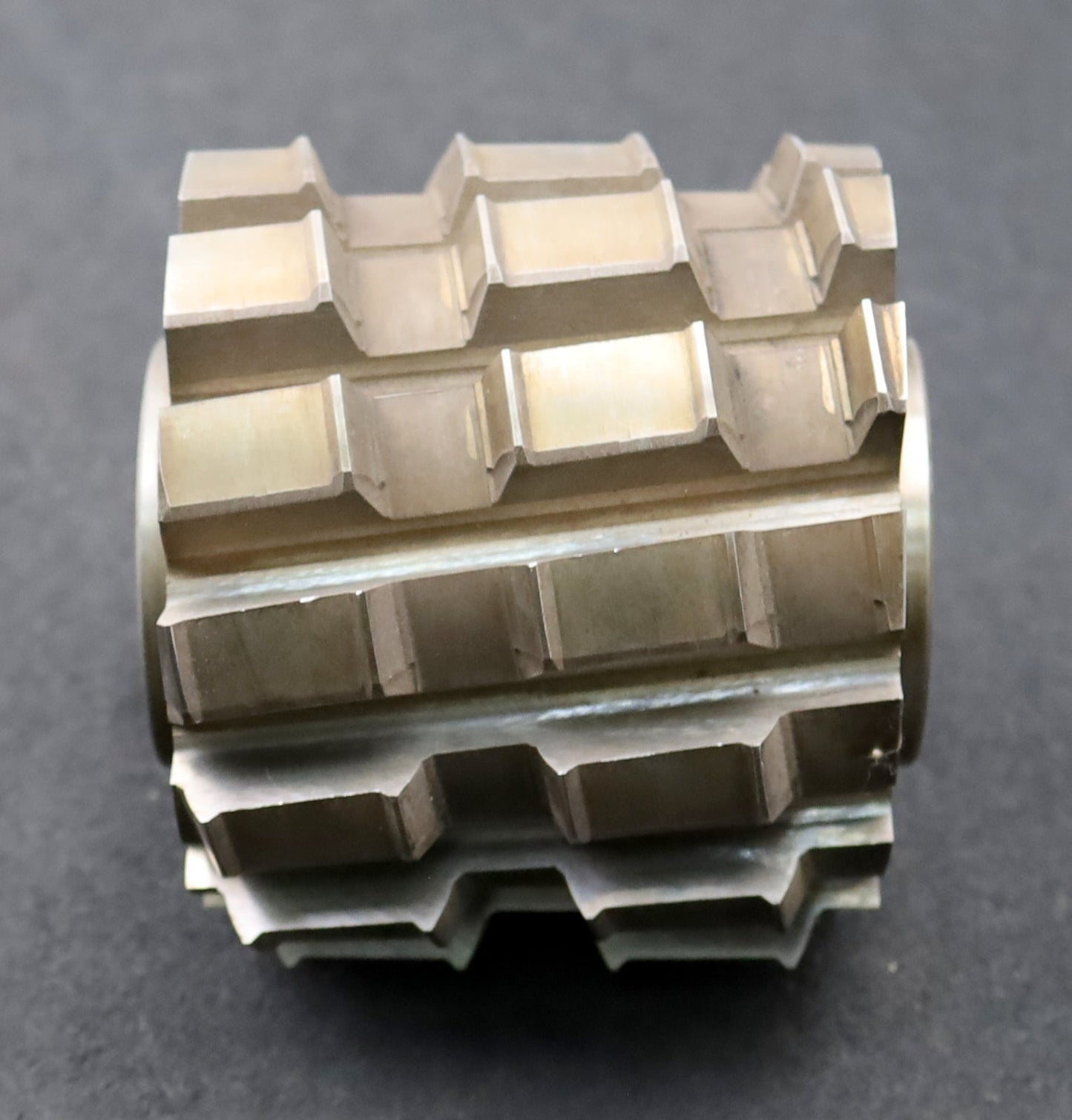 Bild des Artikels Keilwellen-Wälzfräser-6-Keile-82x95x16mm-mit-Höcker-Fertigfräser-Ø122x112xØ40mm