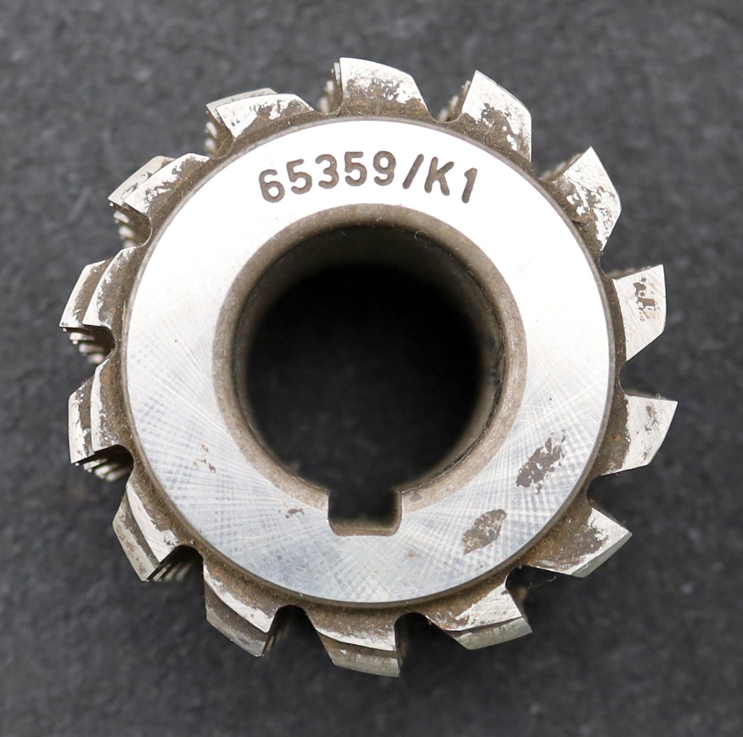 Bild des Artikels FETTE-Keilwellen-Wälzfräser-6-Keile-18x22x5mm-mit-Höcker-Ø62x47xØ27mm-LKN