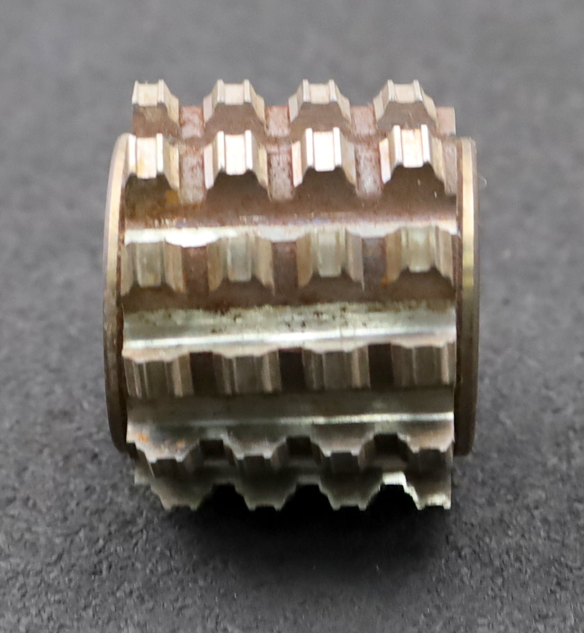 Bild des Artikels FETTE-Keilwellen-Wälzfräser-6-Keile-17,2x22x5,2mm-mit-Höcker-Ø56x47xØ22mm-LKN