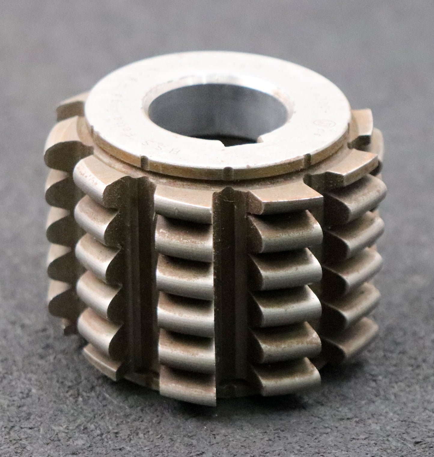 Bild des Artikels FETTE-Kettenrad-Wälzfräser-Teilung-8mm-RollenØ-5mm-Ø67x51xØ27mm-mit-LKN-1gg.-Re