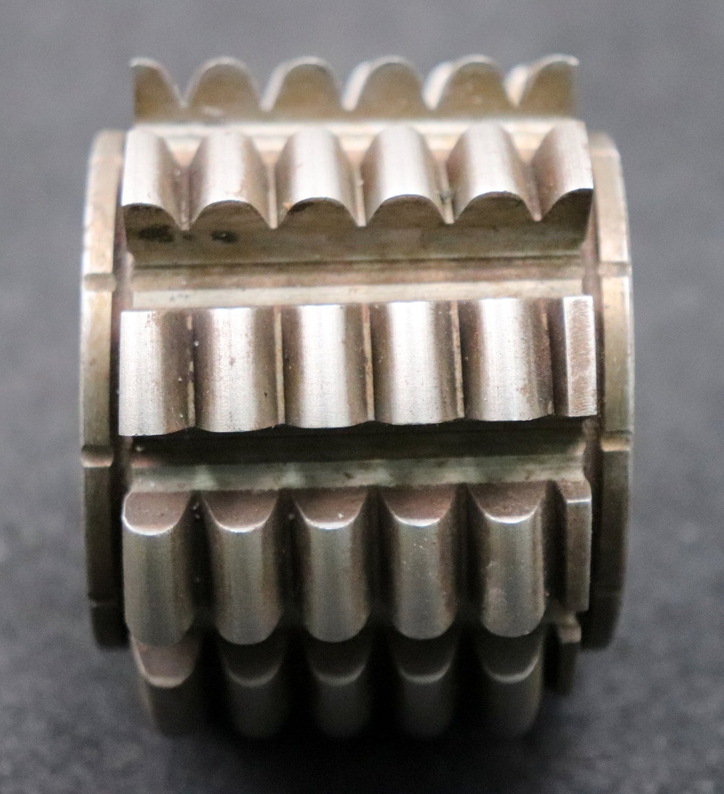 Bild des Artikels FETTE-Kettenrad-Wälzfräser-Teilung-8mm-RollenØ-5mm-Ø67x51xØ27mm-mit-LKN-1gg.-Re