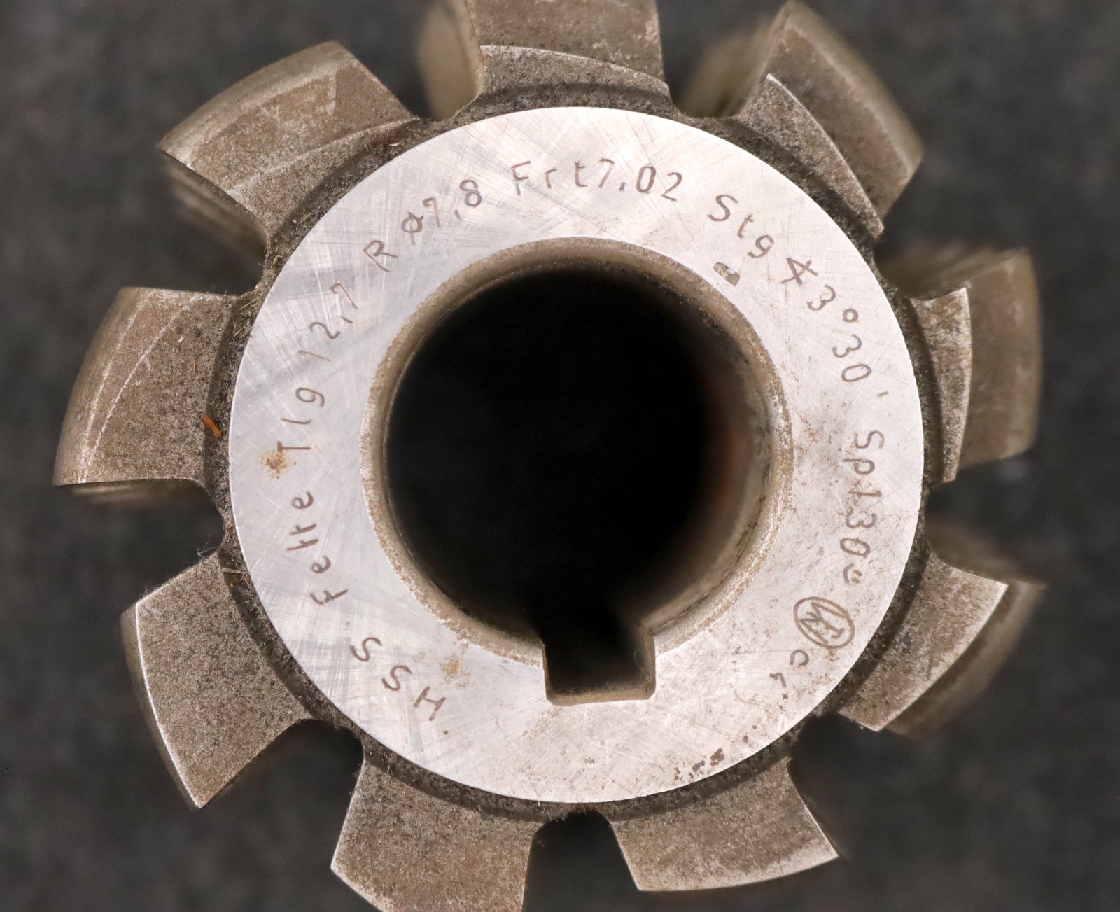 Bild des Artikels FETTE-Kettenrad-Wälzfräser-Teilung-12,7mm-=-1/2"-RollenØ-7,8mm-Frästiefe-7,02mm