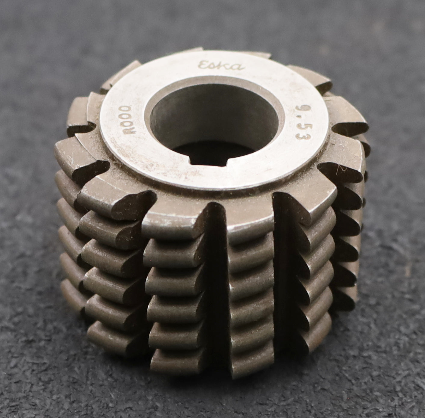 Bild des Artikels ESKA-Kettenrad-Wälzfräser-chainwheel-hob-Teilung-6mm-RollenØ-4mm-Ø54x40xØ22mm