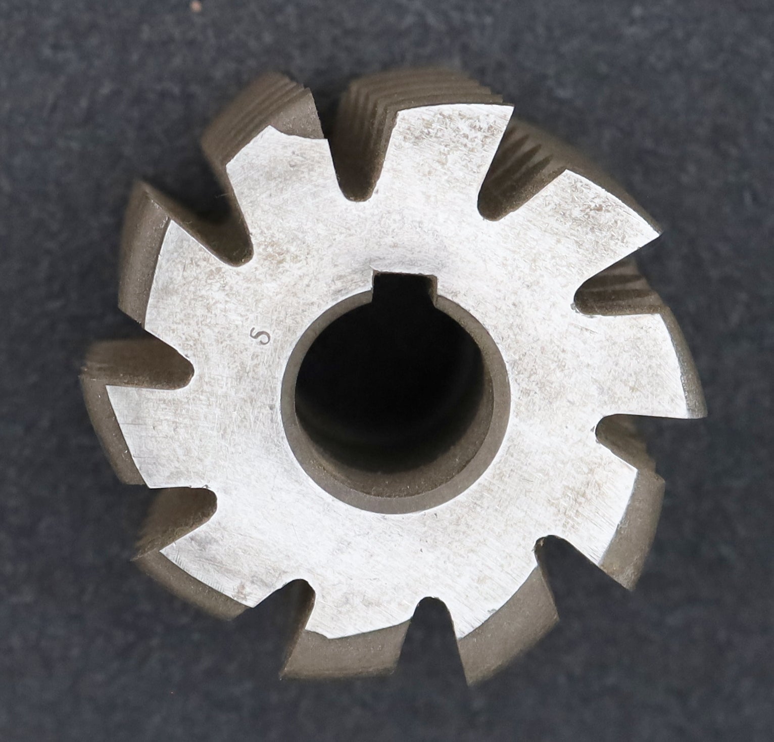 Bild des Artikels Kettenrad-Wälzfräser-chainwheel-hob-Teilung-9,5mm-RollenØ-6mm-Ø69x58xØ22mm-LKN