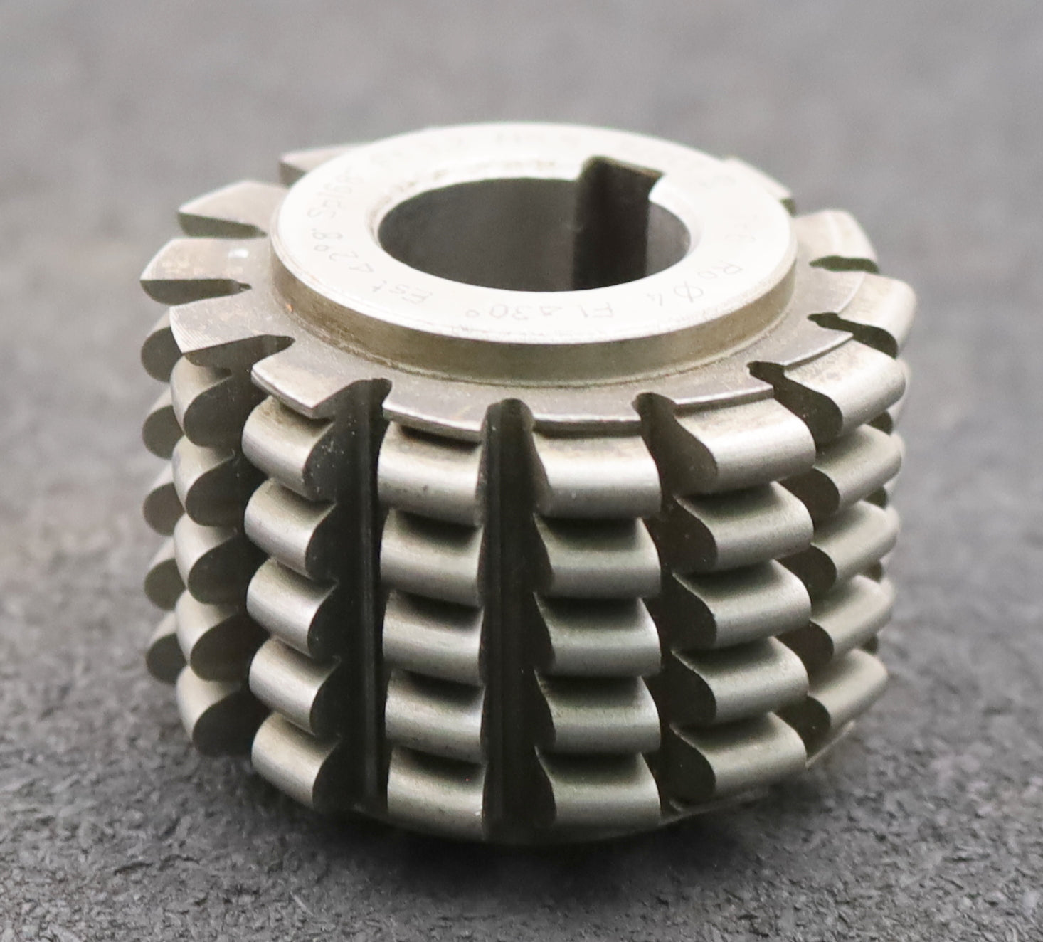 Bild des Artikels Kettenrad-Wälzfräser-chainwheel-hob-Teilung-6mm-RollenØ-4mm-Frästiefe-3,2mm