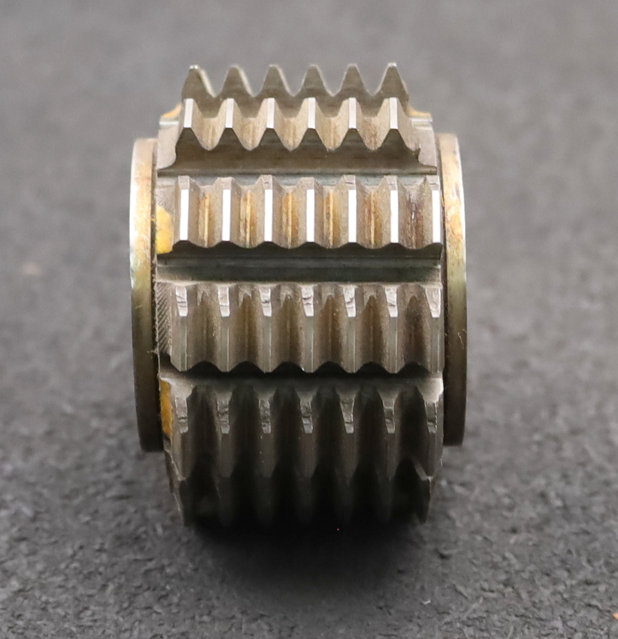 Bild des Artikels JAL-Zahnrad-Wälzfräser-gear-hob-m=-1,5mm-BPIII-nach-DIN3972-EGW-20°-Ø56x39xØ22mm
