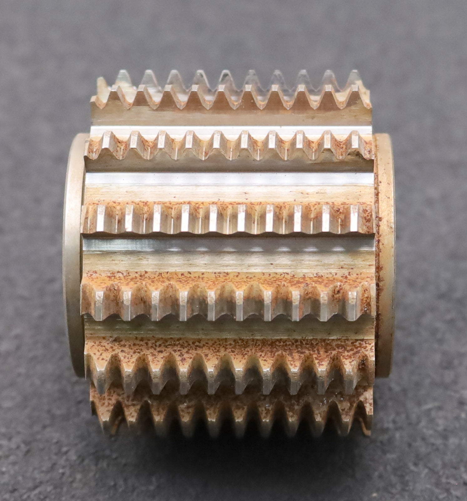 Bild des Artikels PWS-Zahnrad-Wälzfräser-gear-hob-m=-1,5mm-BPII-nach-DIN3972-EGW-20°-Rest:-45%