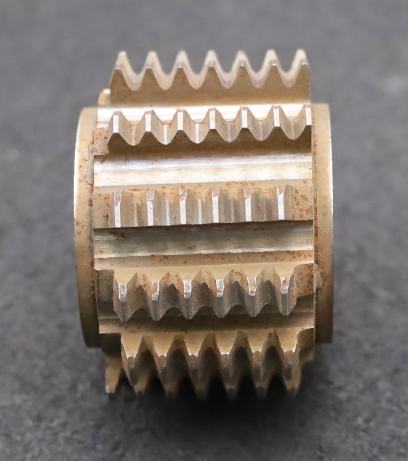 Bild des Artikels JAL-Zahnrad-Wälzfräser-gear-hob-m=-1,5mm-BPIII-nach-DIN3972-EGW-20°-Ø55x39xØ22mm