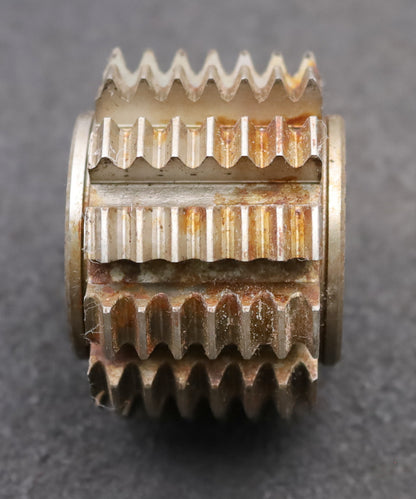 Bild des Artikels PWS-Zahnrad-Wälzfräser-gear-hob-m=-1,5mm-BPIII-nach-DIN3972-EGW-20°-Ø54x39xØ22mm