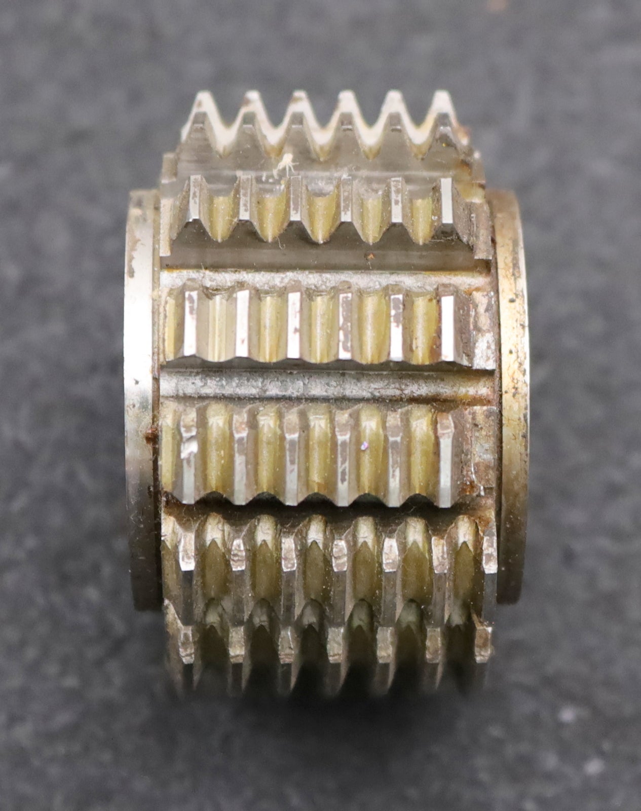 Bild des Artikels JAL-Zahnrad-Wälzfräser-gear-hob-m=-1,25mm-BPII-nach-DIN3972-EGW-20°-Ø51x32xØ22mm