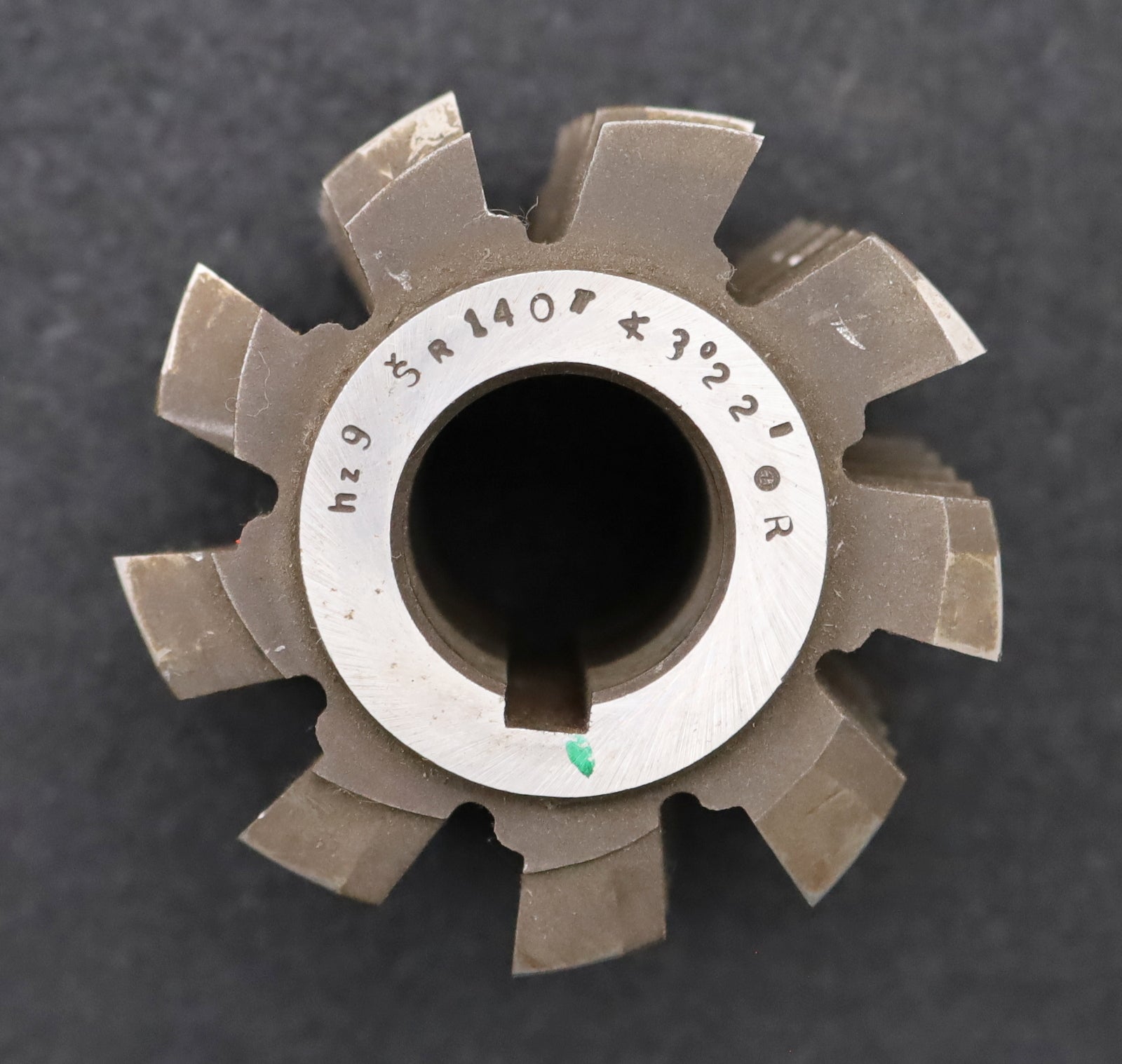 Bild des Artikels Zahnrad-Wälzfräser-gear-hob-m=4,0mm-EGW-20°-Ø77x70xØ27mm-mit-LKN-9-Spannuten
