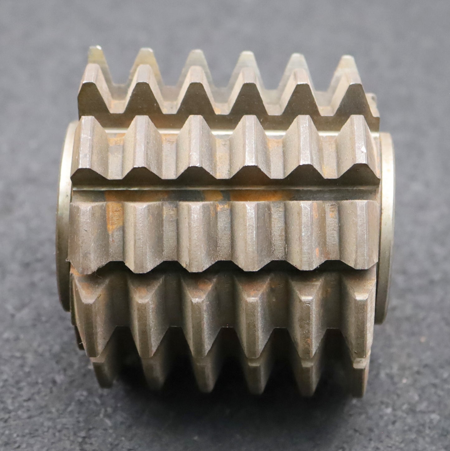 Bild des Artikels Zahnrad-Wälzfräser-gear-hob-m=3,75mm-EGW-20°--Ø90x79xØ32mm-mit-LKN-1gg.-Rechts