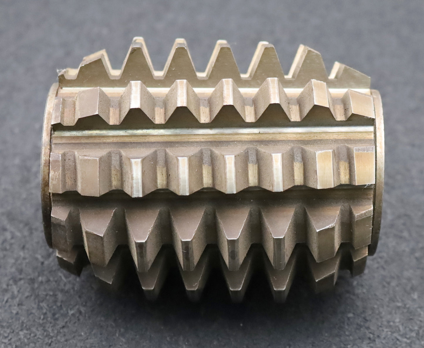 Bild des Artikels Zahnrad-Wälzfräser-gear-hob-m=4,75mm-EGW-20°--Ø88x103xØ27mm-mit-LKN-1gg.-Rechts