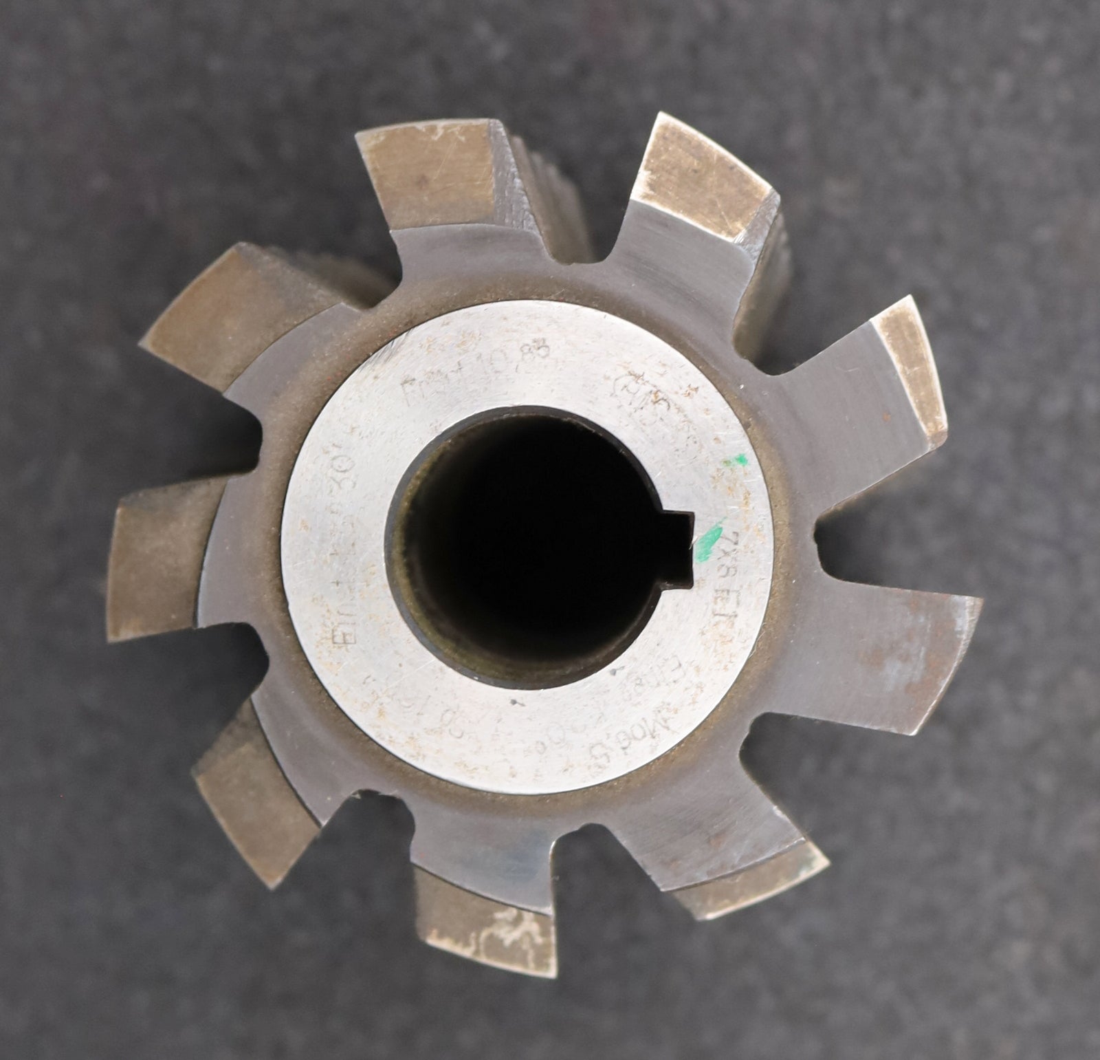 Bild des Artikels Zahnrad-Wälzfräser-gear-hob-m=5,0mm-EGW-20°--Ø92x90x27mm-mit-LKN-1gg.-Links
