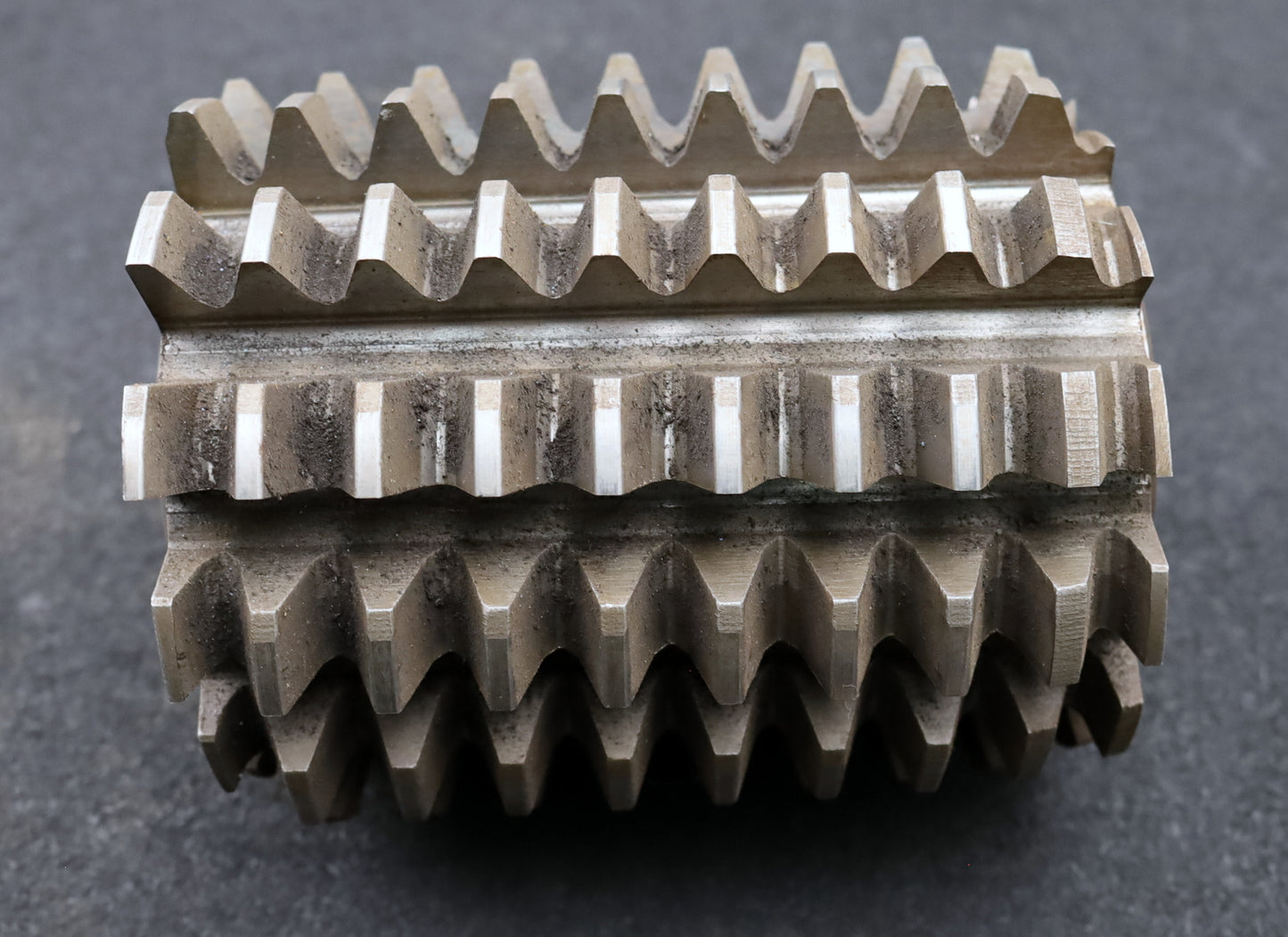 Bild des Artikels PWS-Zahnrad-Wälzfräser-gear-hob-m=5,0mm-EGW-20°-BPIII-DIN-3972-Rest:-75%