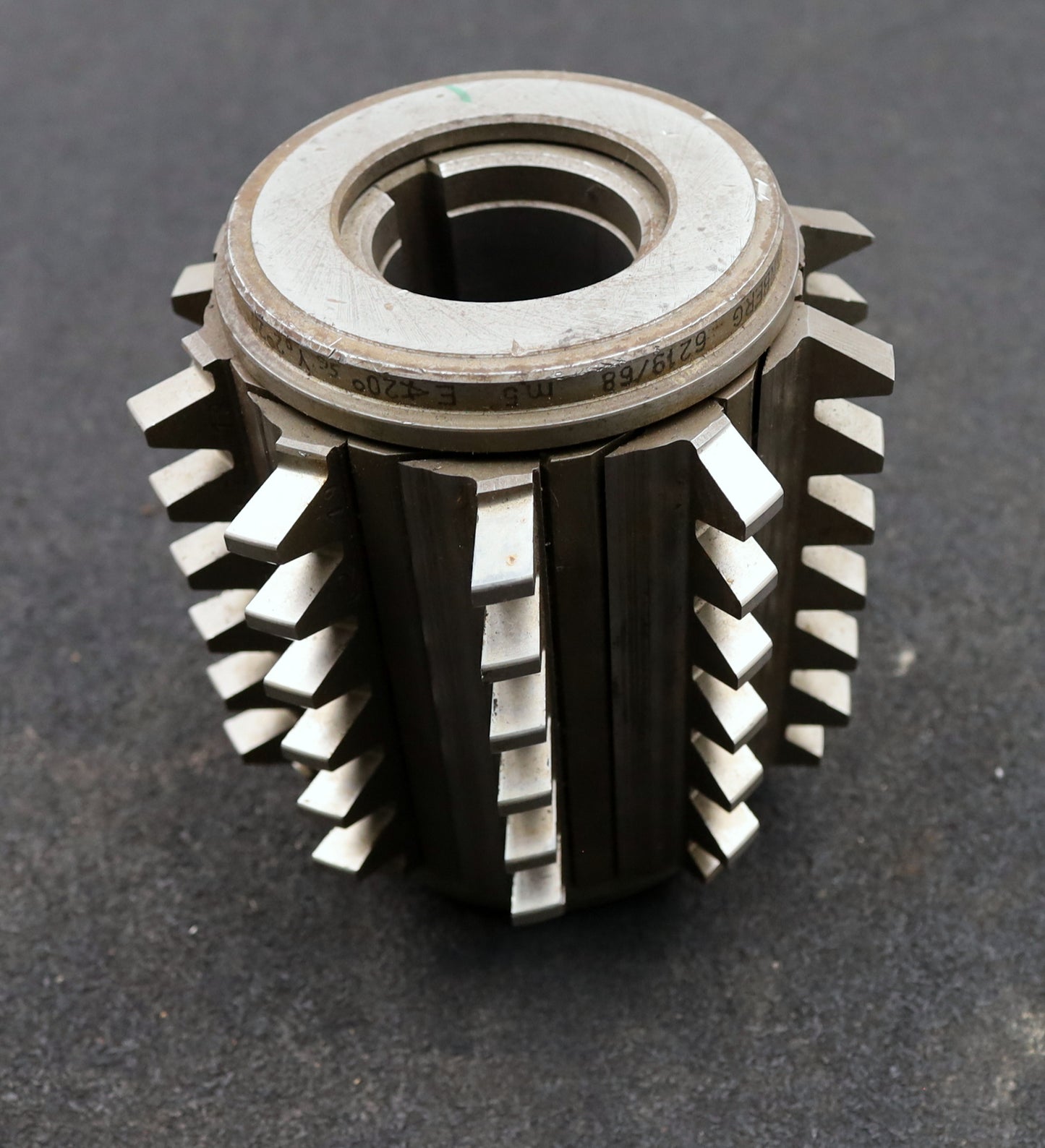 Bild des Artikels KLINGELNBERG-Zahnrad-Wälzfräser-gear-hob-m=5,0mm-EGW-20°-BPI-Ø124x131x40mm