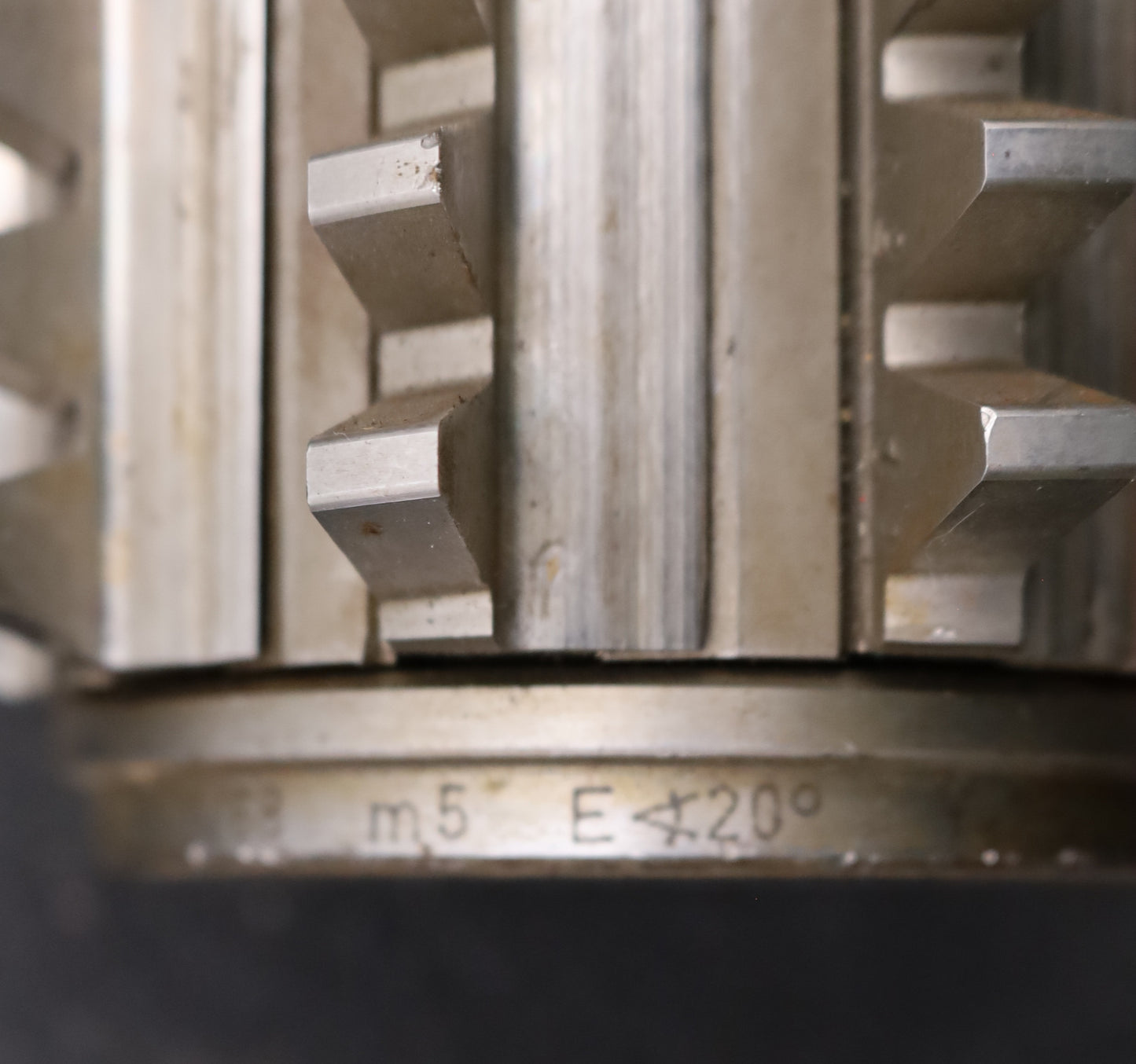 Bild des Artikels KLINGELNBERG-Zahnrad-Wälzfräser-gear-hob-m=5,0mm-EGW-20°-BPI-Ø124x131x40mm