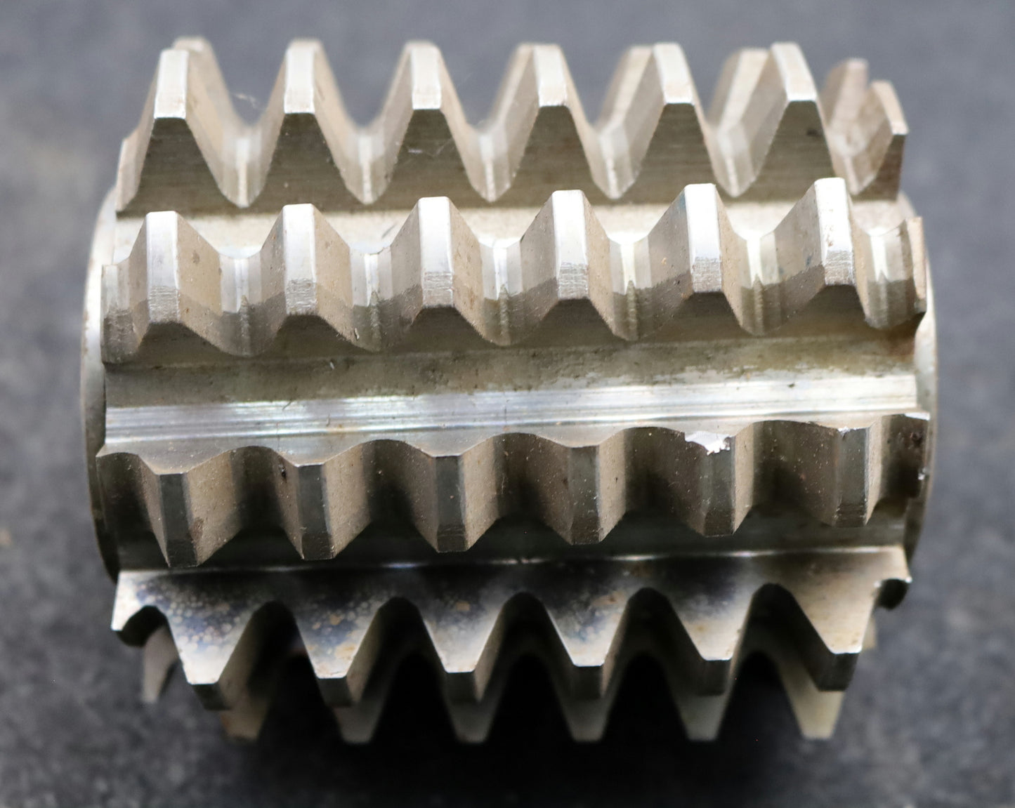 Bild des Artikels PWS-Zahnrad-Wälzfräser-gear-hob-m=5,0mm-EGW-20°-BPII-Restnutzung:-70%-DIN-3972