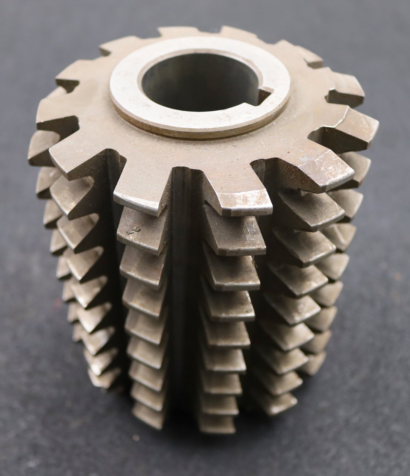 Bild des Artikels PWS-Zahnrad-Wälzfräser-gear-hob-m=5,0mm-EGW-20°-BPIII-DIN-3972-Ø125x150x40mm