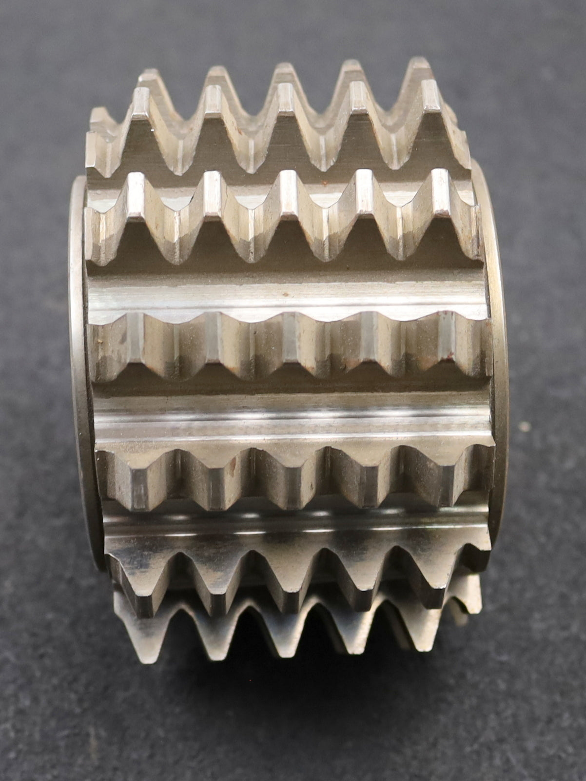 Bild des Artikels PWS-Zahnrad-Wälzfräser-gear-hob-m=4,0mm-EGW-20°-BPIII-DIN-3972-1gg.-Rechts