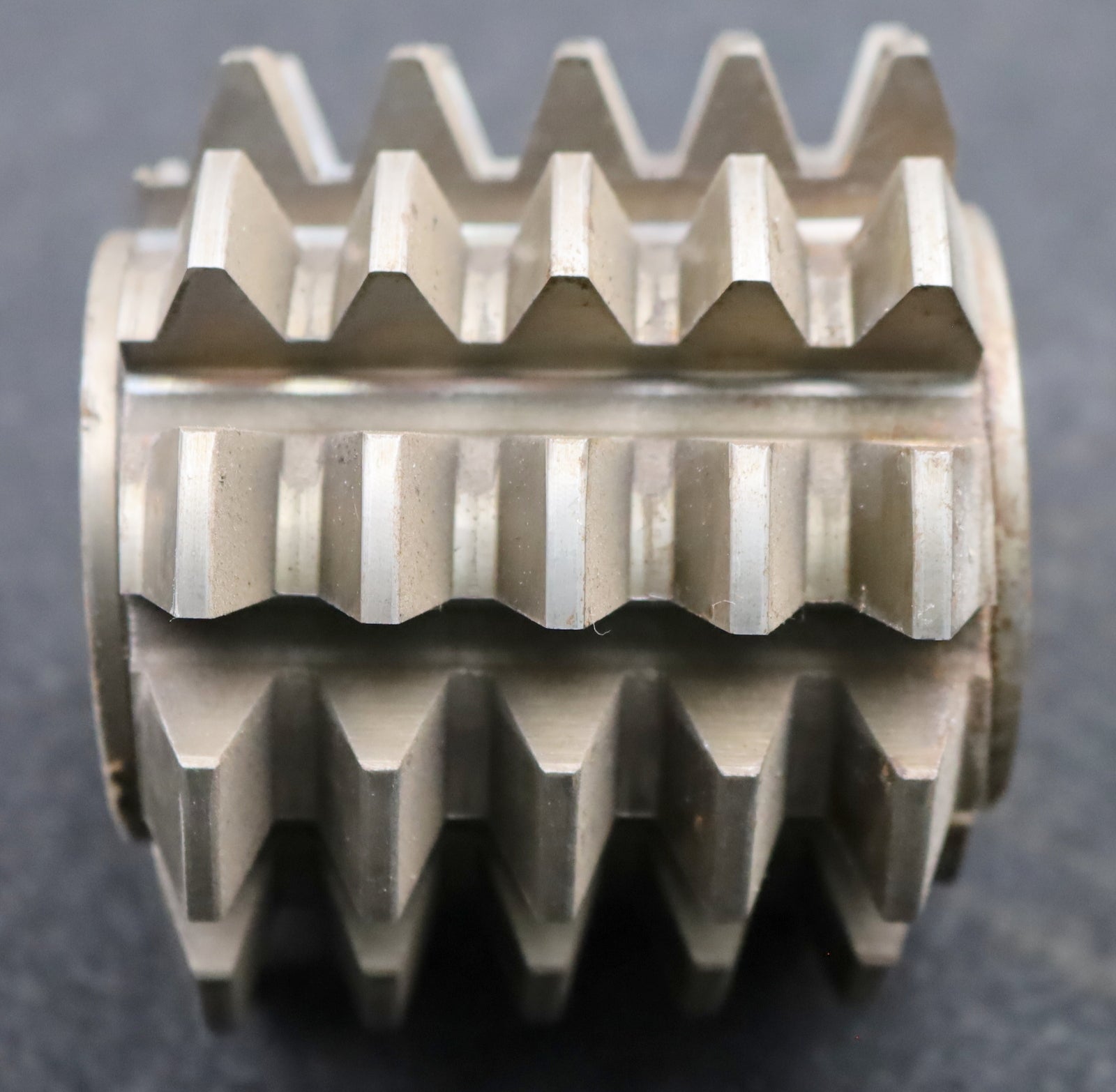 Bild des Artikels PWS-Zahnrad-Wälzfräser-gear-hob-m=4,0mm-EGW-20°-BPIII-DIN-3972-Ø114x75x40mm