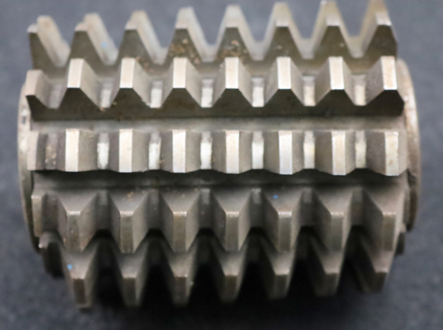 Bild des Artikels PWS-Zahnrad-Wälzfräser-gear-hob-m=4,0mm-EGW-20°-Ø80x100x27mm-mit-LKN