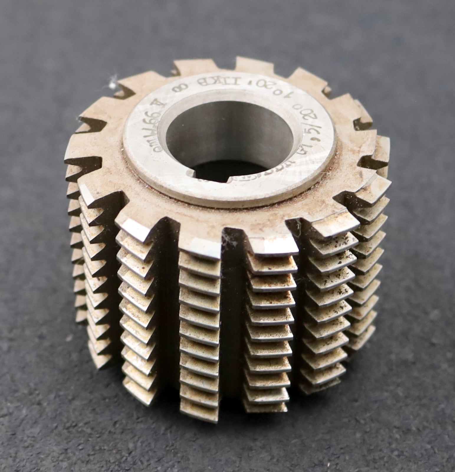 Bild des Artikels PWS-Zahnrad-Wälzfräser-gear-hob-m=-1,5mm-BP-II-DIN-3972-EGW-20°-Ø69x58xØ27mm