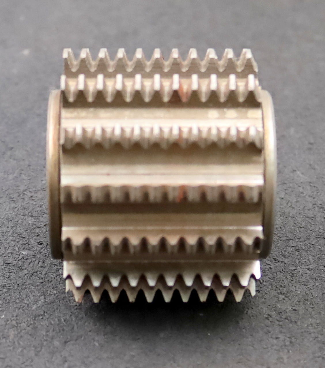 Bild des Artikels PWS-Zahnrad-Wälzfräser-gear-hob-m=-1,5mm-BP-II-DIN-3972-EGW-20°-Ø67x58xØ27mm