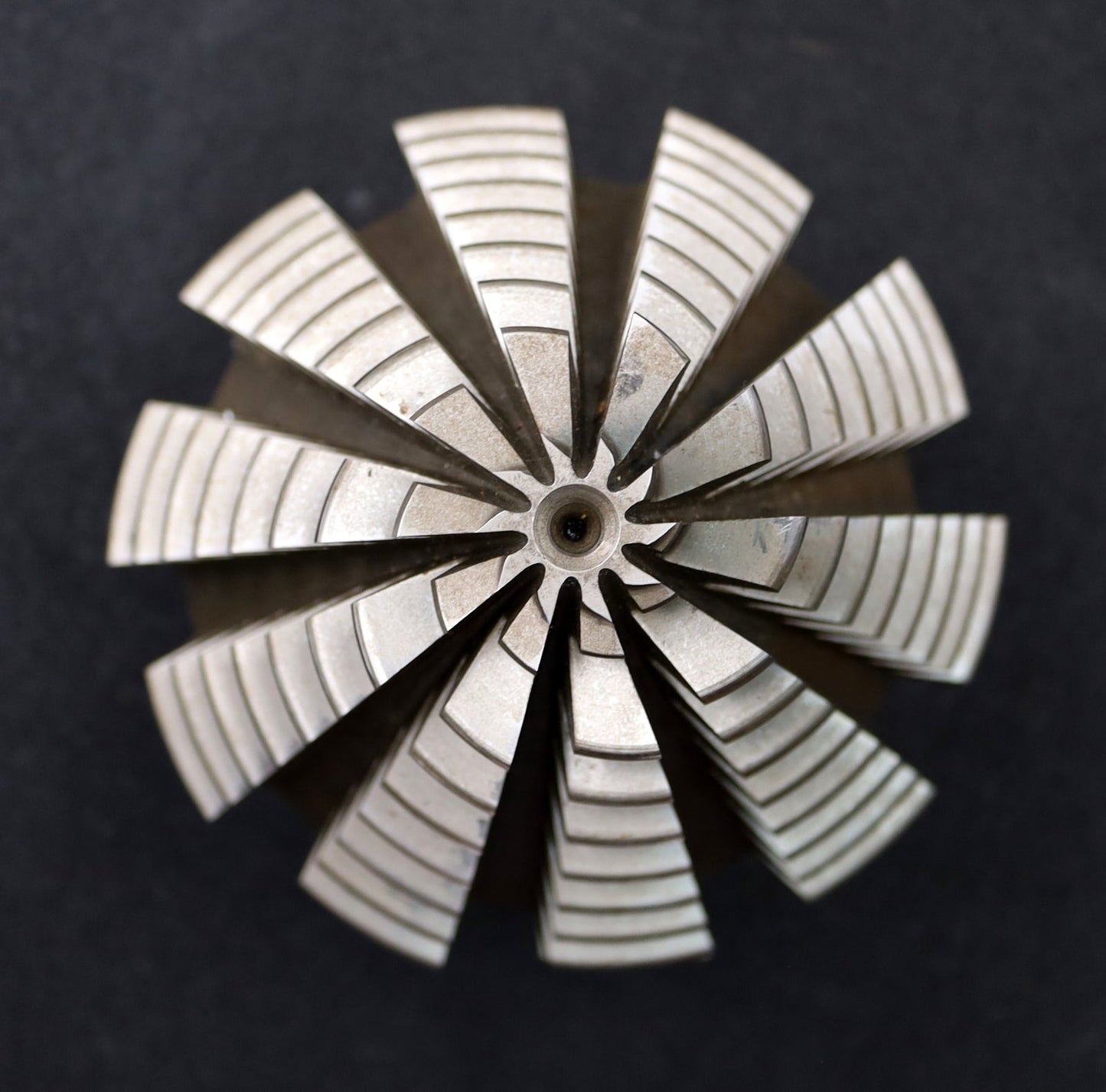 Bild des Artikels KLINGELNBERG-Palloid-Wälzfräser-m=-6,0-EGW-20°-Zahnform-I-1gg.-Rechts-Rev.-459