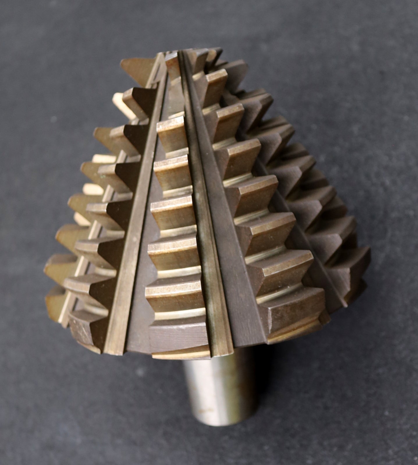 Bild des Artikels KLINGELNBERG-Palloid-Wälzfräser-m=-6,0-EGW-20°-Zahnform-III-1gg.-Re.-WN6-67-95